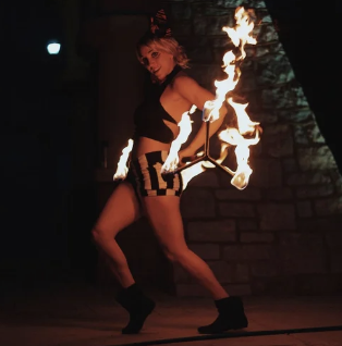 Fire Artist. 
Get the temperature up with a demonstration of impressive fire skills.
 Please enquire for a quote. 
 
Audience: Everyone,
Activity: Entertainment,
 