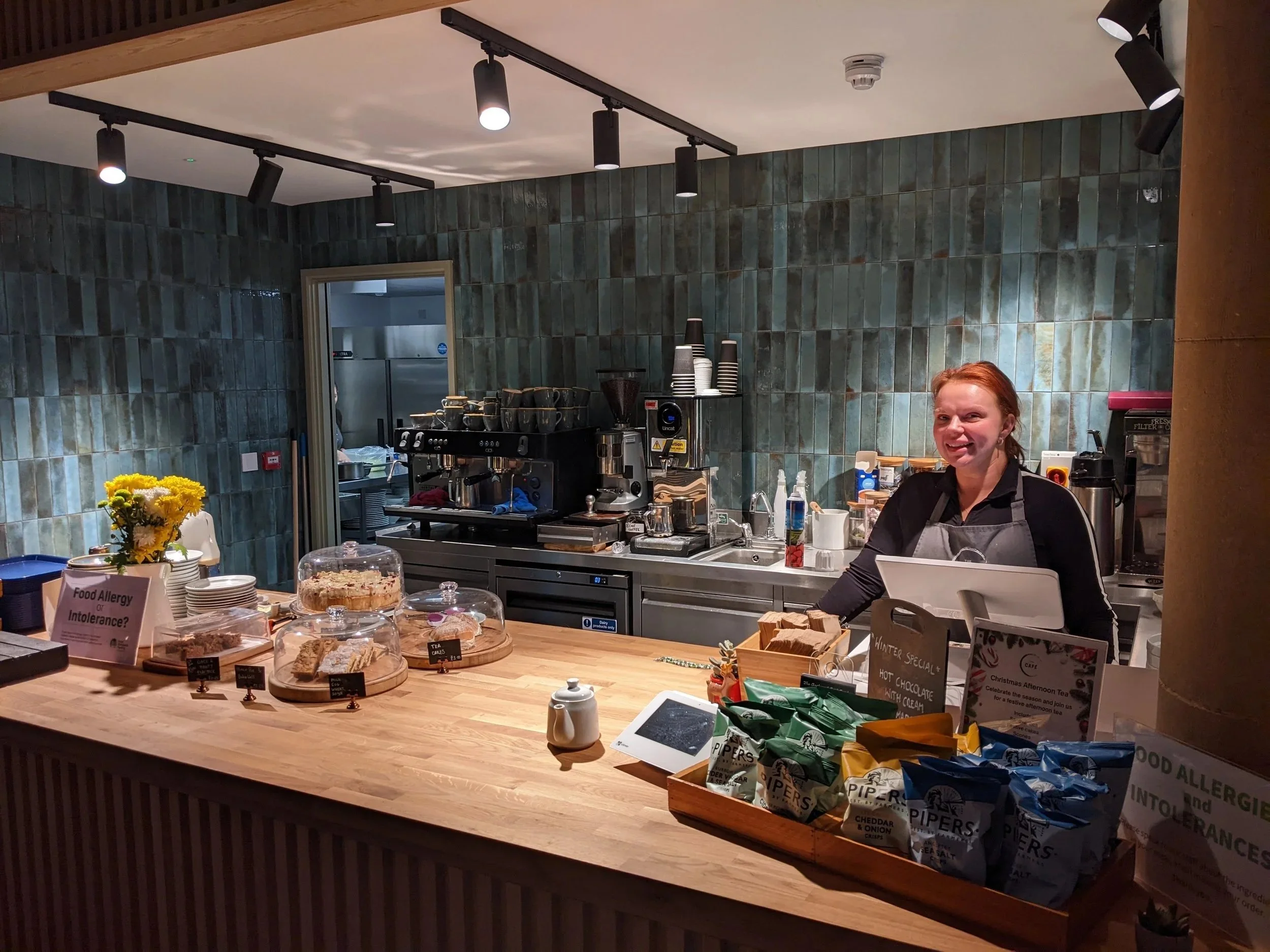 New café counter 
