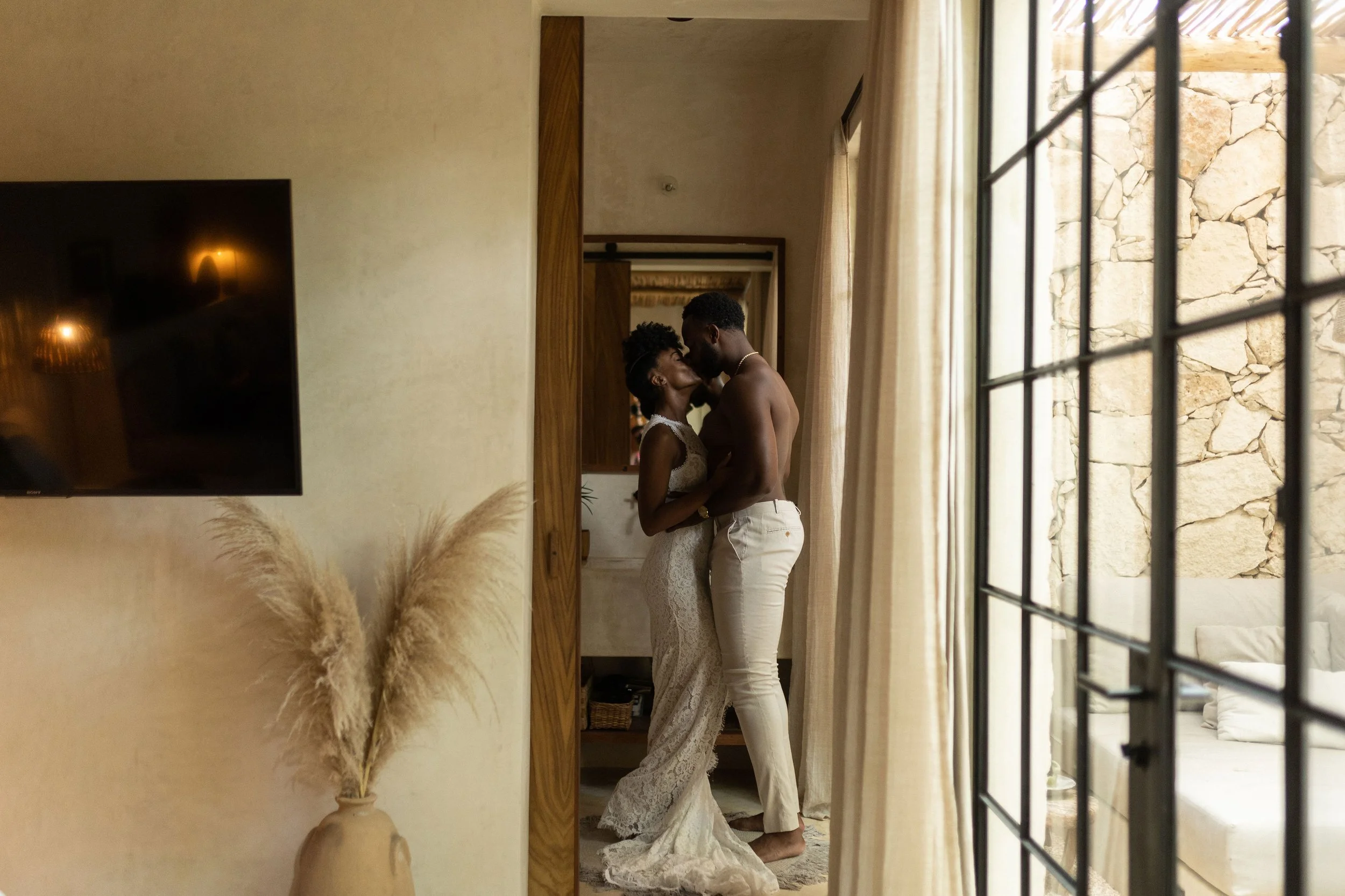 Book your Flights &amp; Lodging