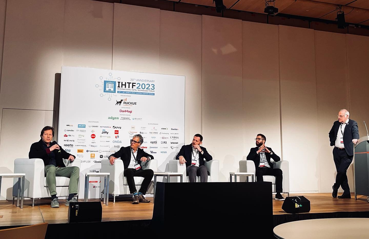 Last week our CEO, Patrick Lomsdalen, participated as a speaker at #IHTF Vienna 🚀 the panel discussed how to move away from manual and how to align hotel processes to increase productivity and guest satisfaction ⭐️