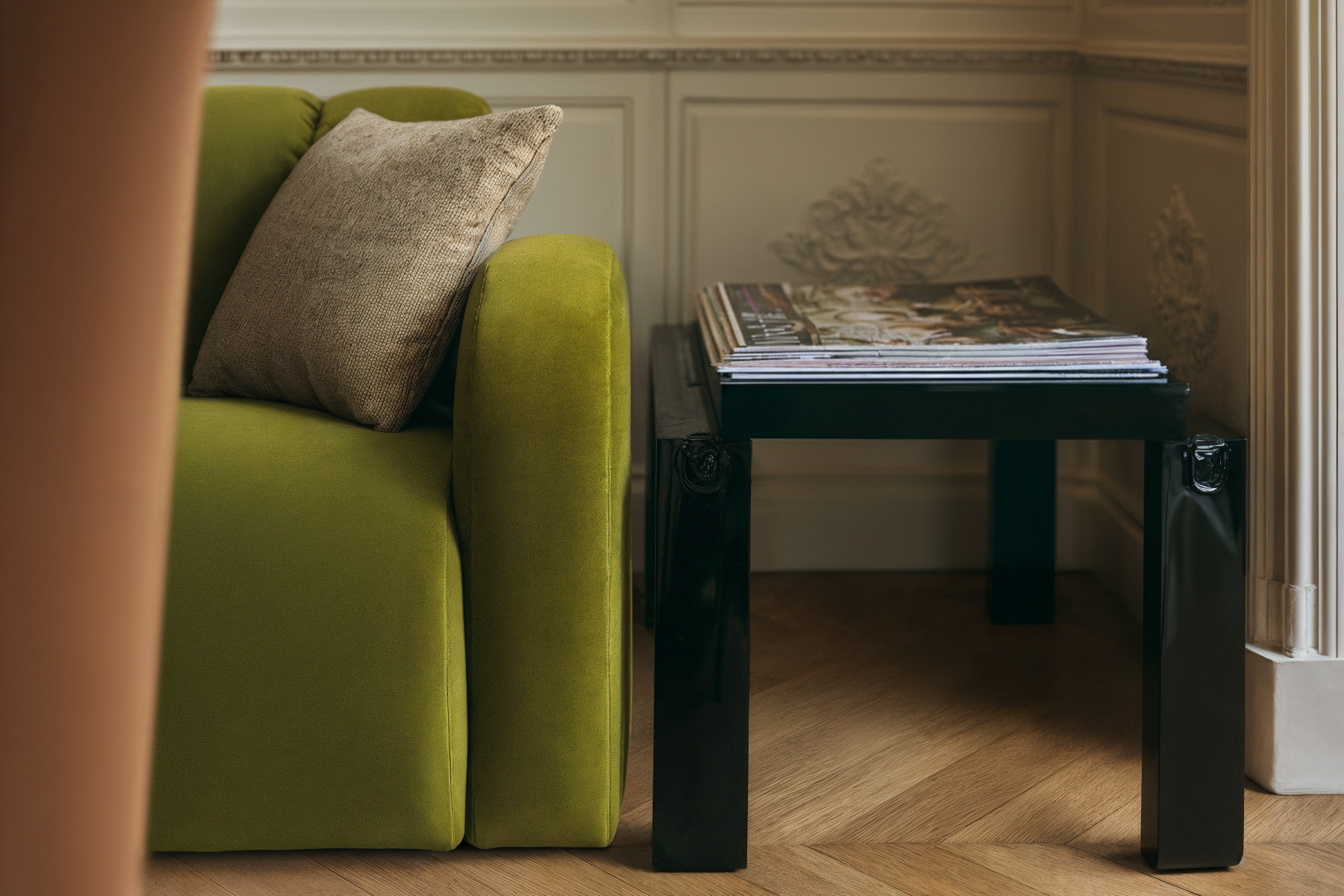 Lifestyle_Lionel_Dry Martini.png