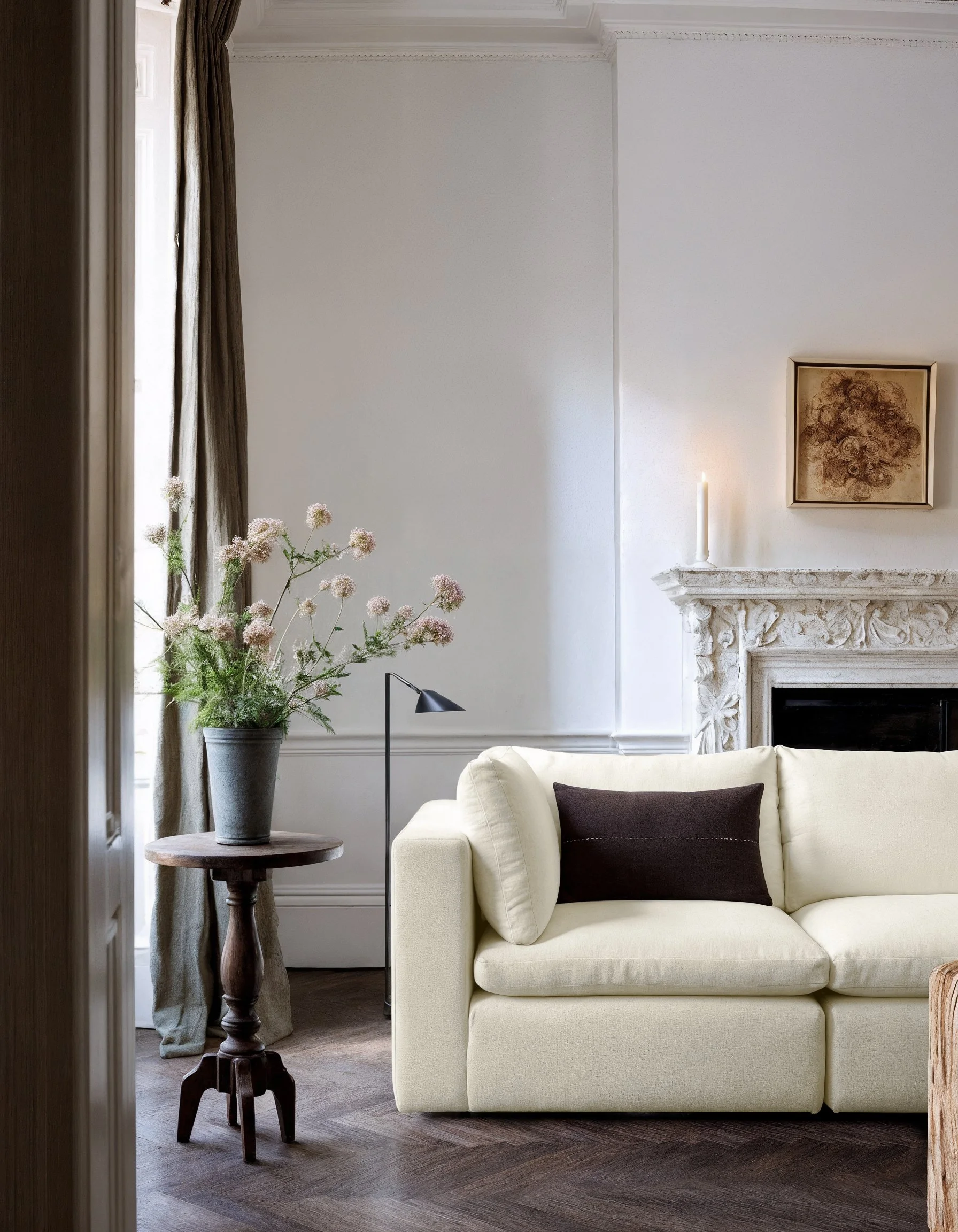 Lifestyle_Big Bonnie_2 Seater_Chalk.jpg