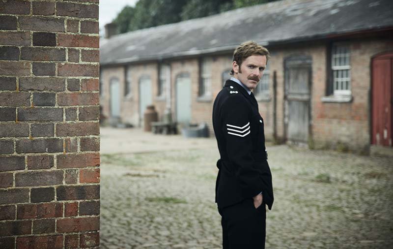 ENDEAVOUR6-2.jpg