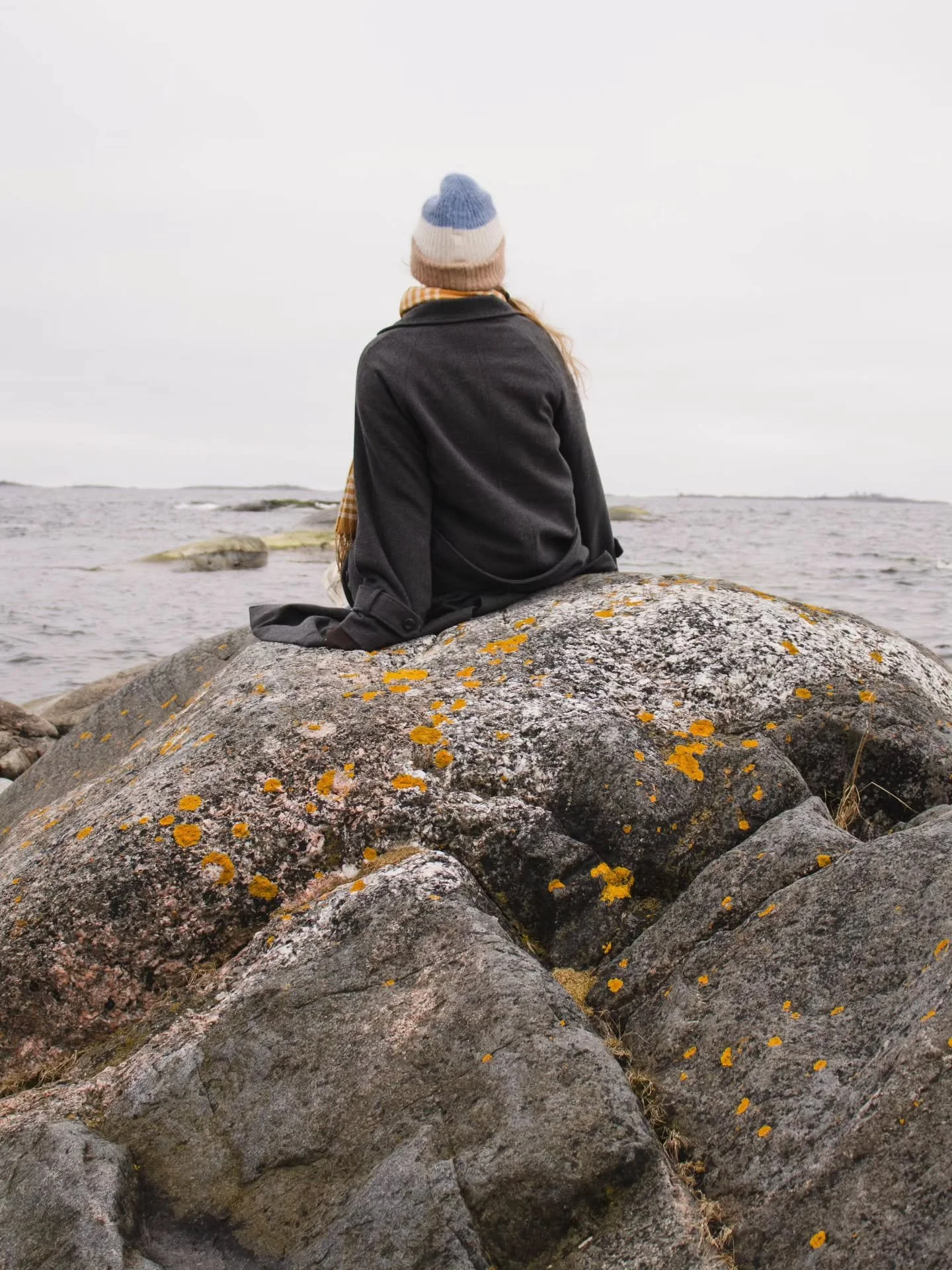 Hello... is this thing still on? I accidentally didn't post anything here for over 4 months. But here I am! 😄

📷 A little catch up:

1-3: I went on a solo writing retreat in March to work on my novel. It was wonderful, and I haven't written anythin