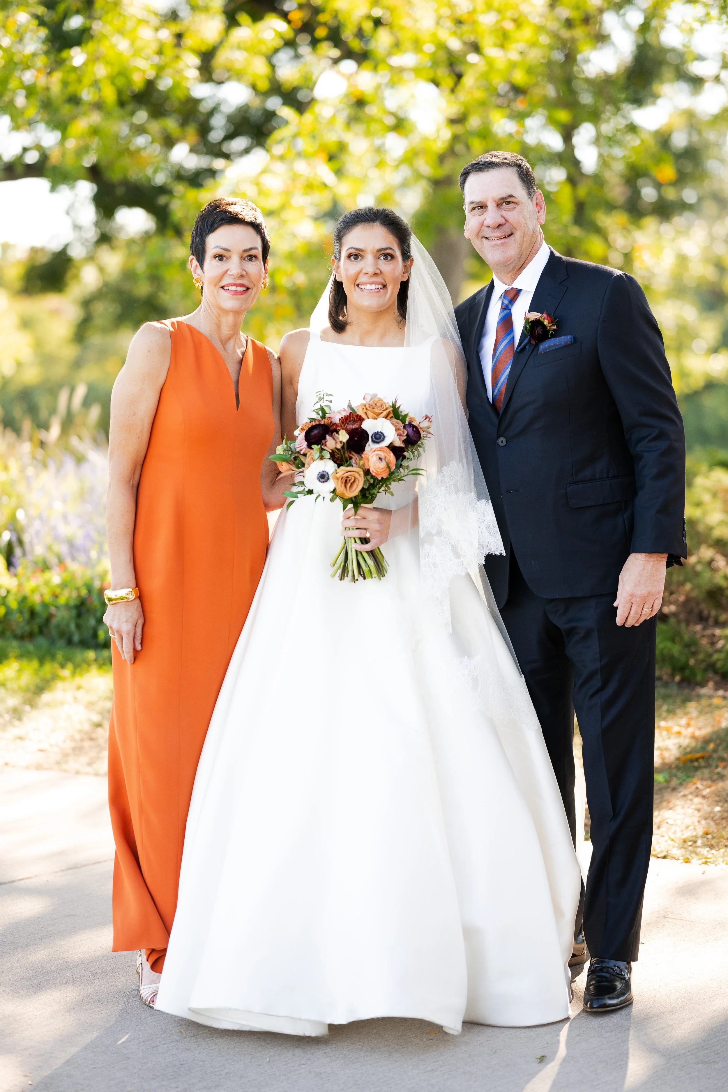 julialacroixstyledevents.com | Julia LaCroix Styled Events Minneapolis St. Paul Wedding and Event Planner | Elegant Fall Country Club Wedding at Interlachen | Lucas Botz Photography81.jpg