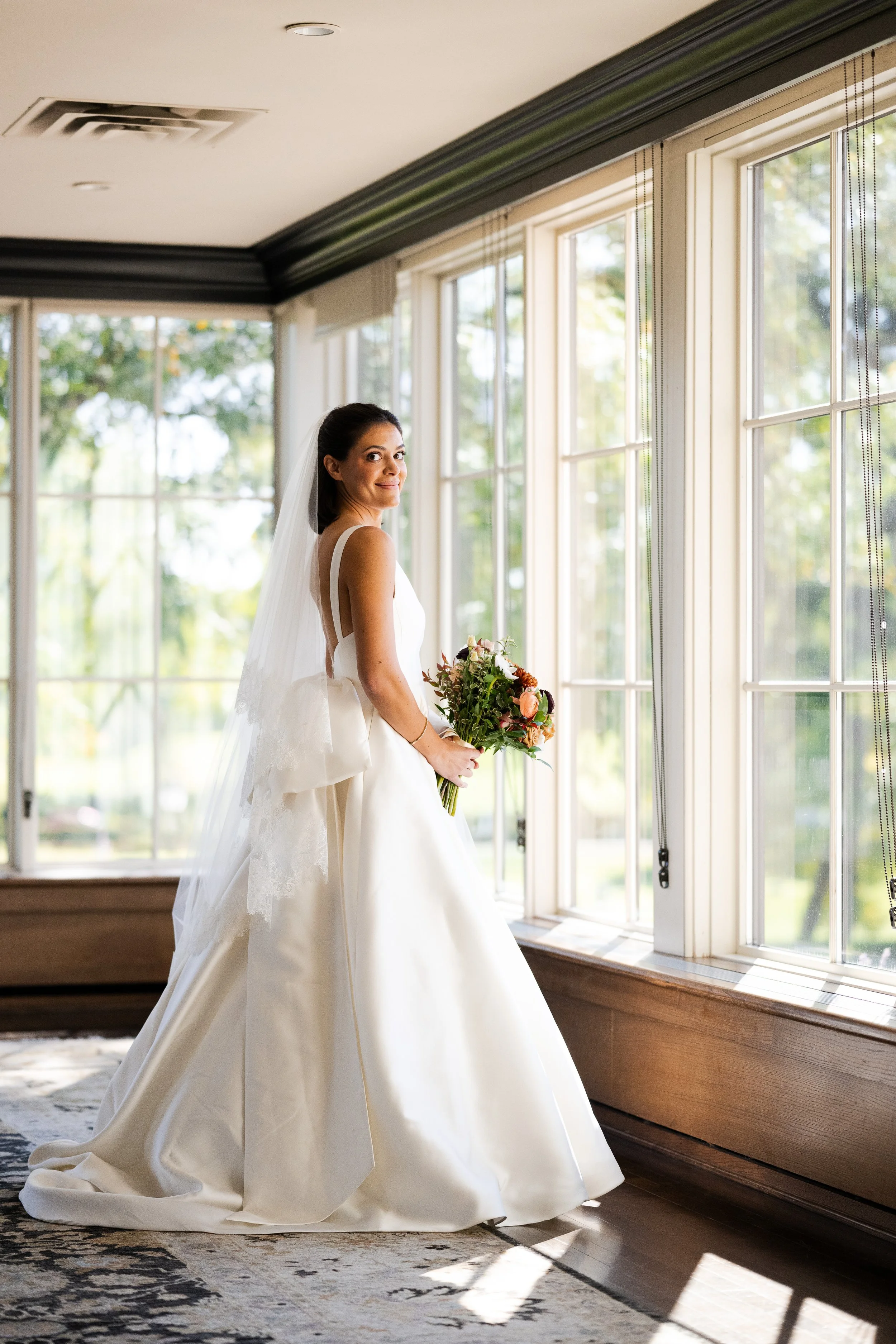 julialacroixstyledevents.com | Julia LaCroix Styled Events Minneapolis St. Paul Wedding and Event Planner | Elegant Fall Country Club Wedding at Interlachen | Lucas Botz Photography54.jpg