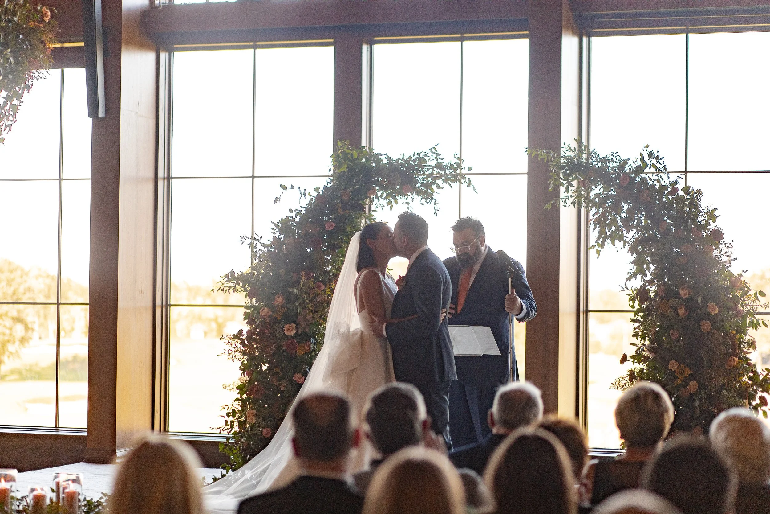 julialacroixstyledevents.com | Julia LaCroix Styled Events Minneapolis St. Paul Wedding and Event Planner | Elegant Fall Country Club Wedding at Interlachen | Lucas Botz Photography183.jpg