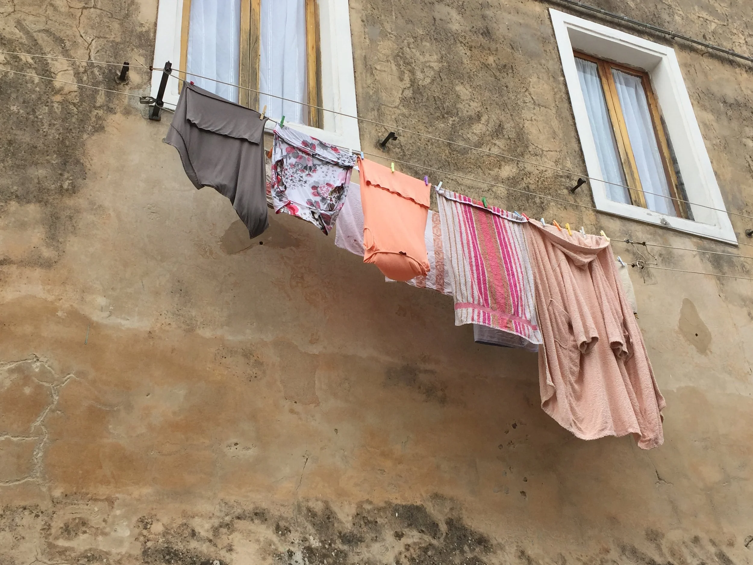 Wäsche – Ton in Ton mit der Fassade