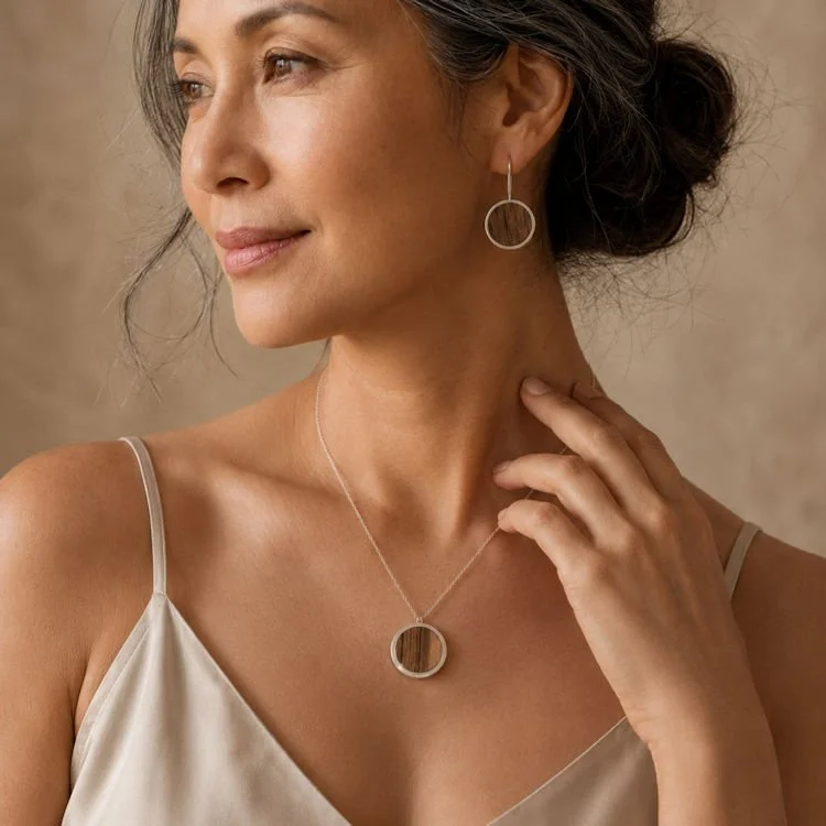 Lignum - Midi Proud Circle Pendant - Laburnum