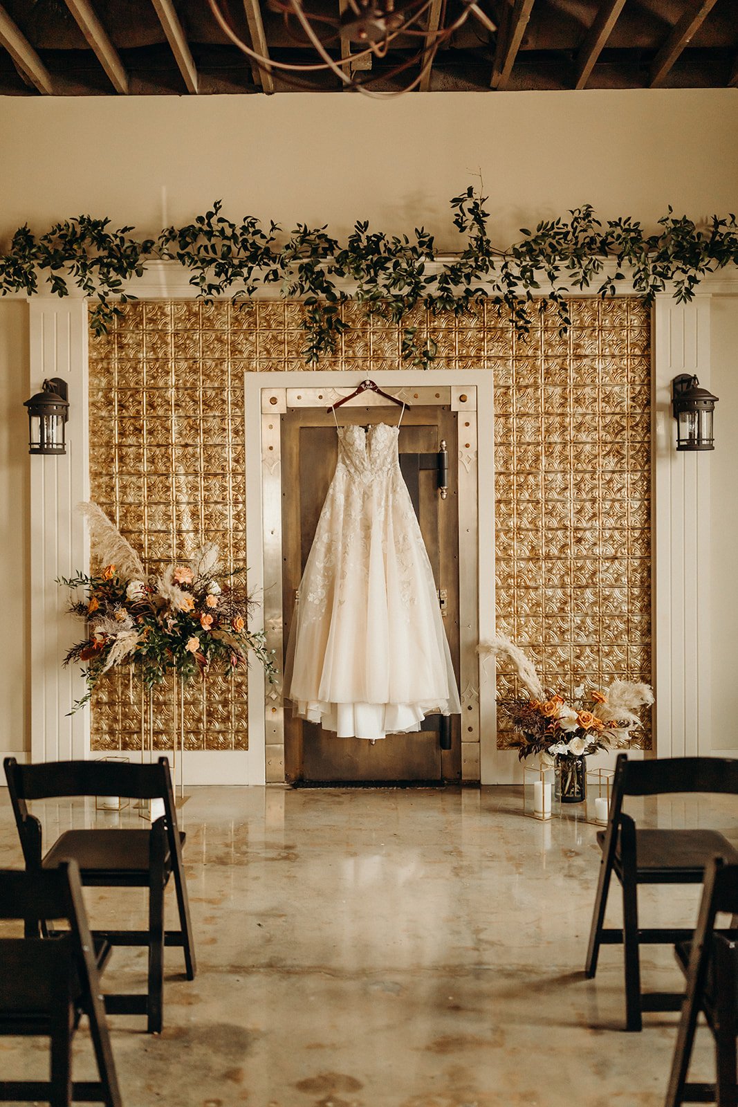 Indoor wedding ceremony location at 8th and Main Kansas City