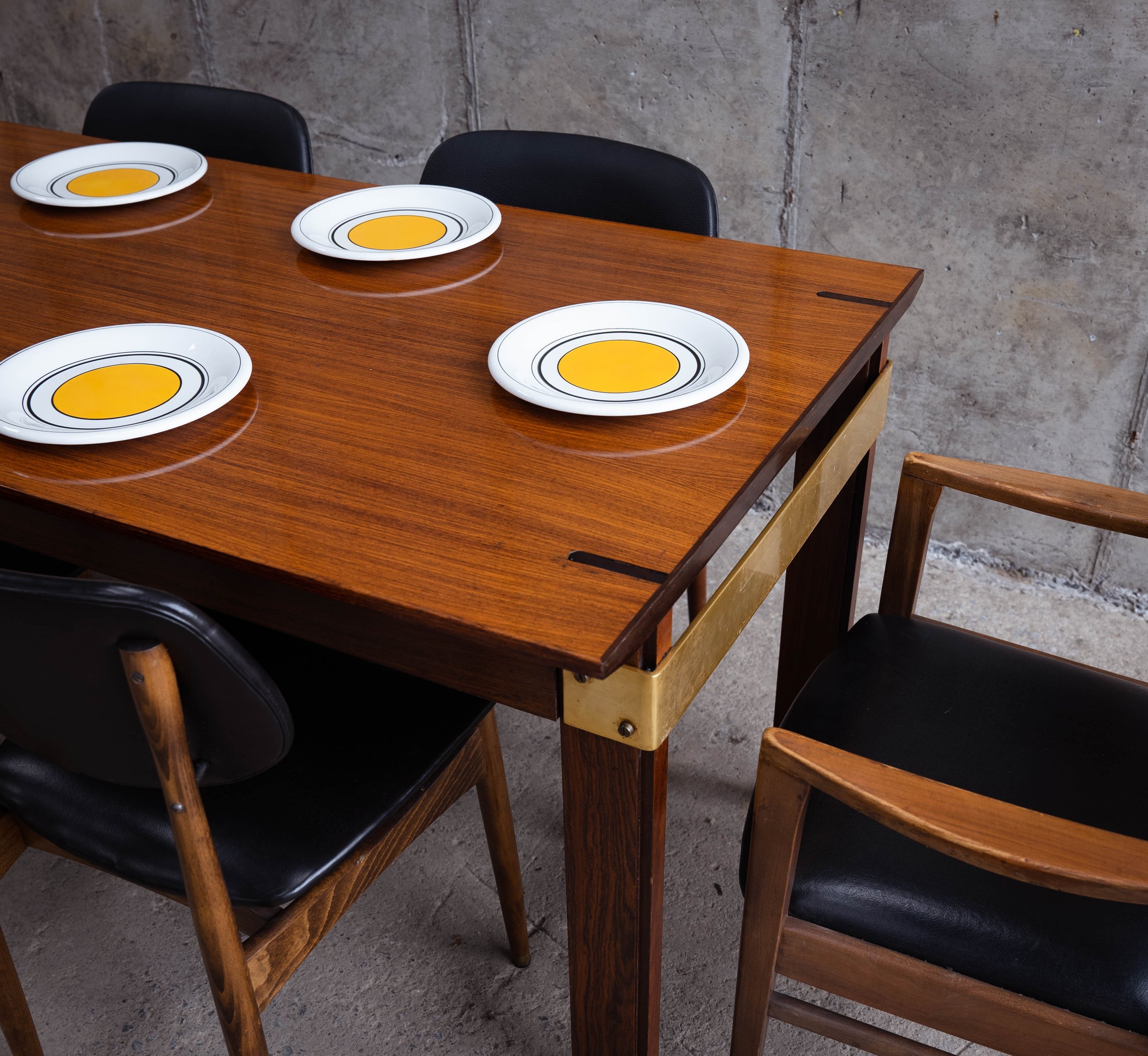 'Extenso' Dining Table - AMMA