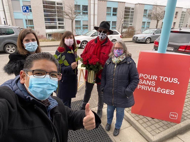 La campagne touche à sa fin 🌹 Dernière journée de mobilisation à la rencontre des Villarois&bull;e&bull;s! Merci pour votre accueil et pour ces beaux moments de partage! 

Chaque voix compte! Vous avez encore la possibilité de voter en déposan