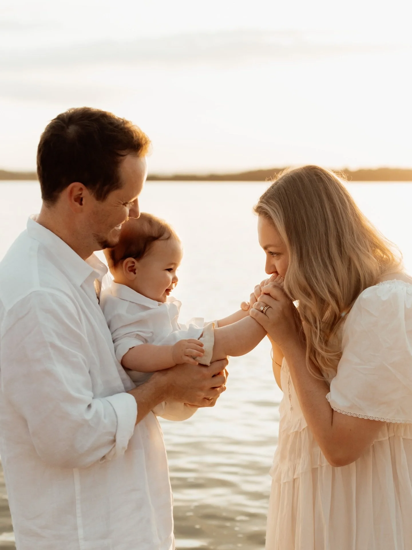 While I am not returning officially until February, I had the pleasure of capturing this beautiful extended family last month!

My first session back behind the camera! Grateful, a little emotional, and so happy to be doing what I love again. Thank y