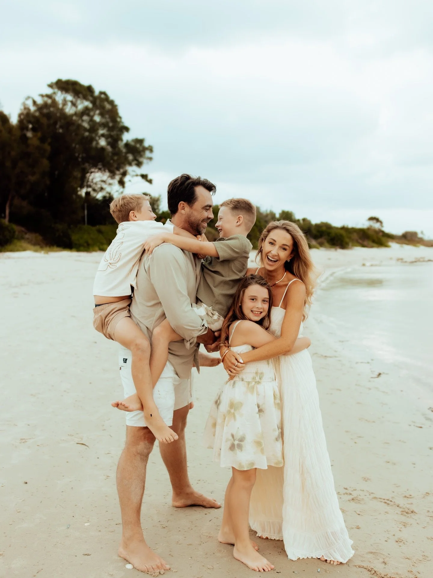 There is something so special about photographing a beautiful friend and the family she&rsquo;s built 💫

Watching the way her children lean into her, the little glances between them, the chaos, the calm, the love, it&rsquo;s the kind of magic we don