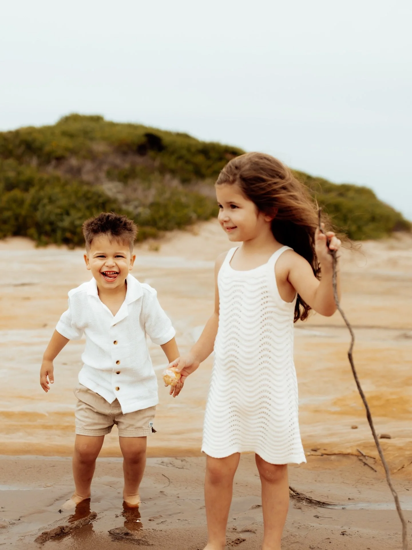 A session just for them 💫

Just the quiet magic of being siblings&hellip;.the soft smiles, the little hands intertwined, and the way his big sister gently looks out for him.
One day, these images will mean more than they could ever understand right 
