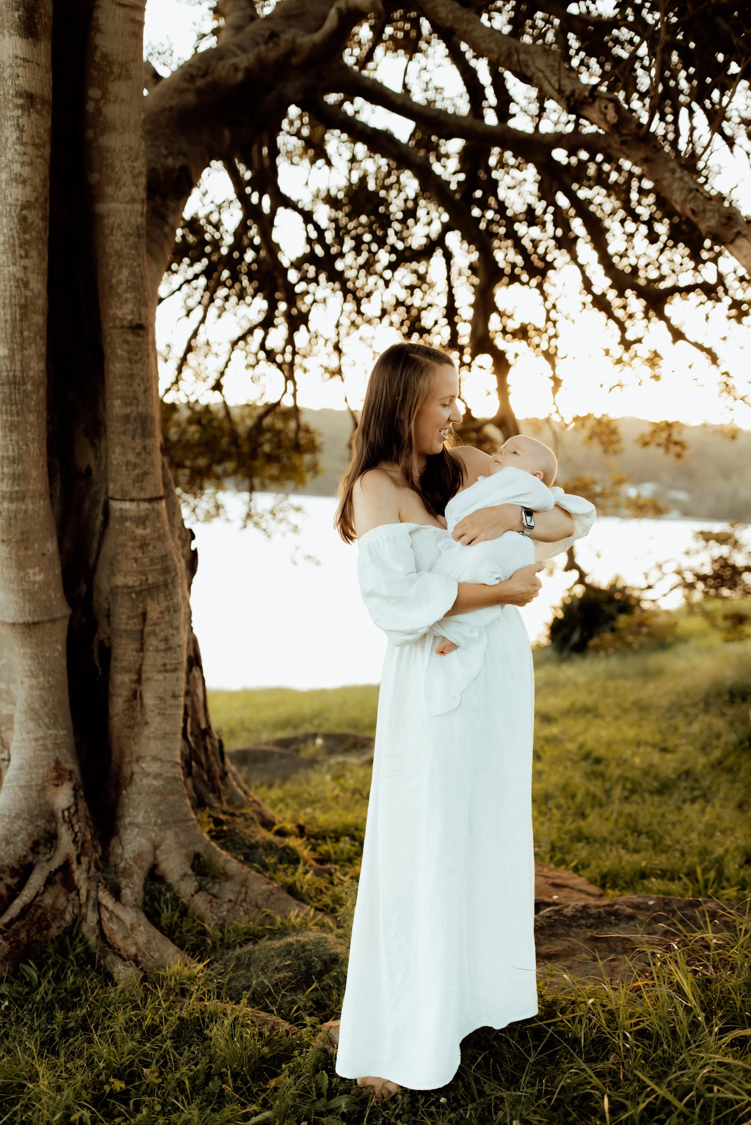 Item 04 - Aere White Linen (Off Shoulder) (Fits Size 6-12)