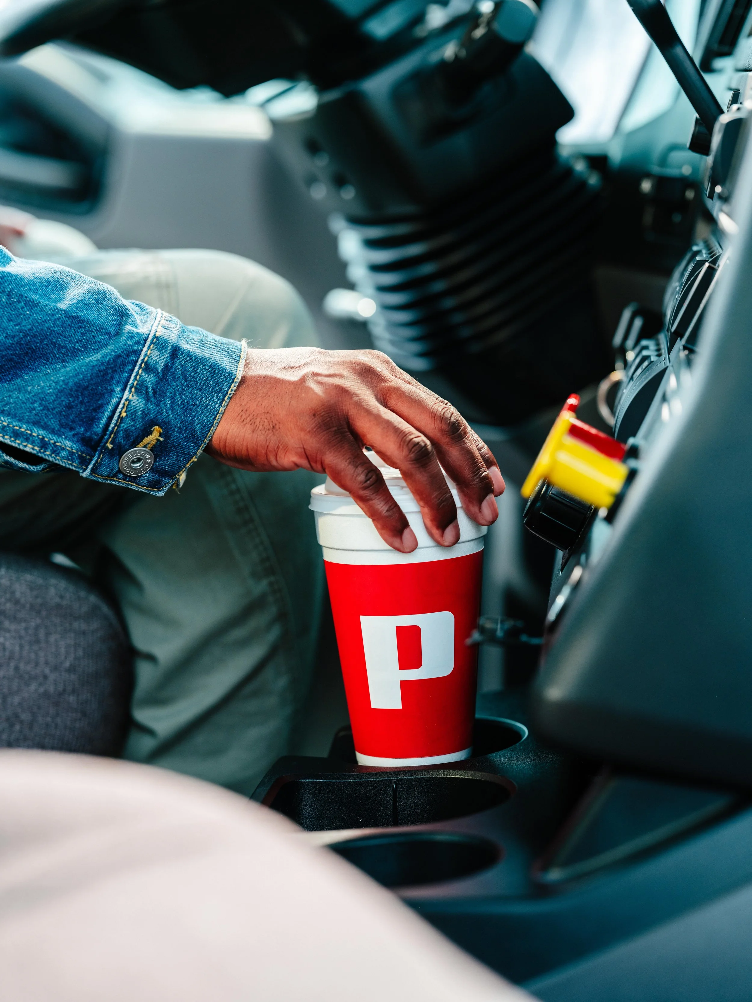 05112026_PILOT_DRIVER APPRECIATION_DRINKS IN HOLDER_PILOR CUP_432302610.jpg