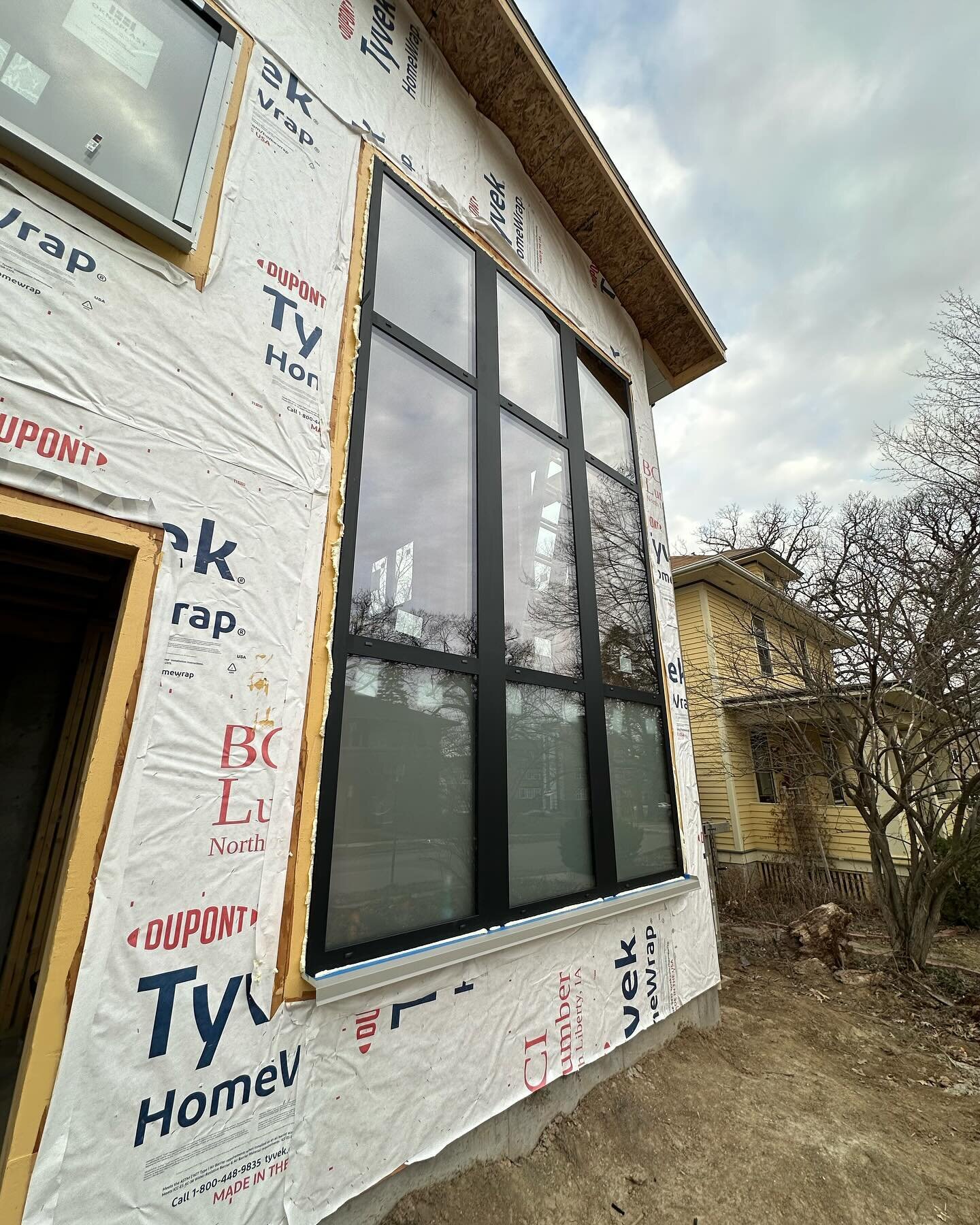 ✨ We are thrilled with how these Euro-Style @oknoplast_us windows are looking on our Manville Heights Project ✨

Coming straight from @craftwood_inc in Chicago, these triple-pane windows are some of the finest quality we&rsquo;ve ever had the pleasur