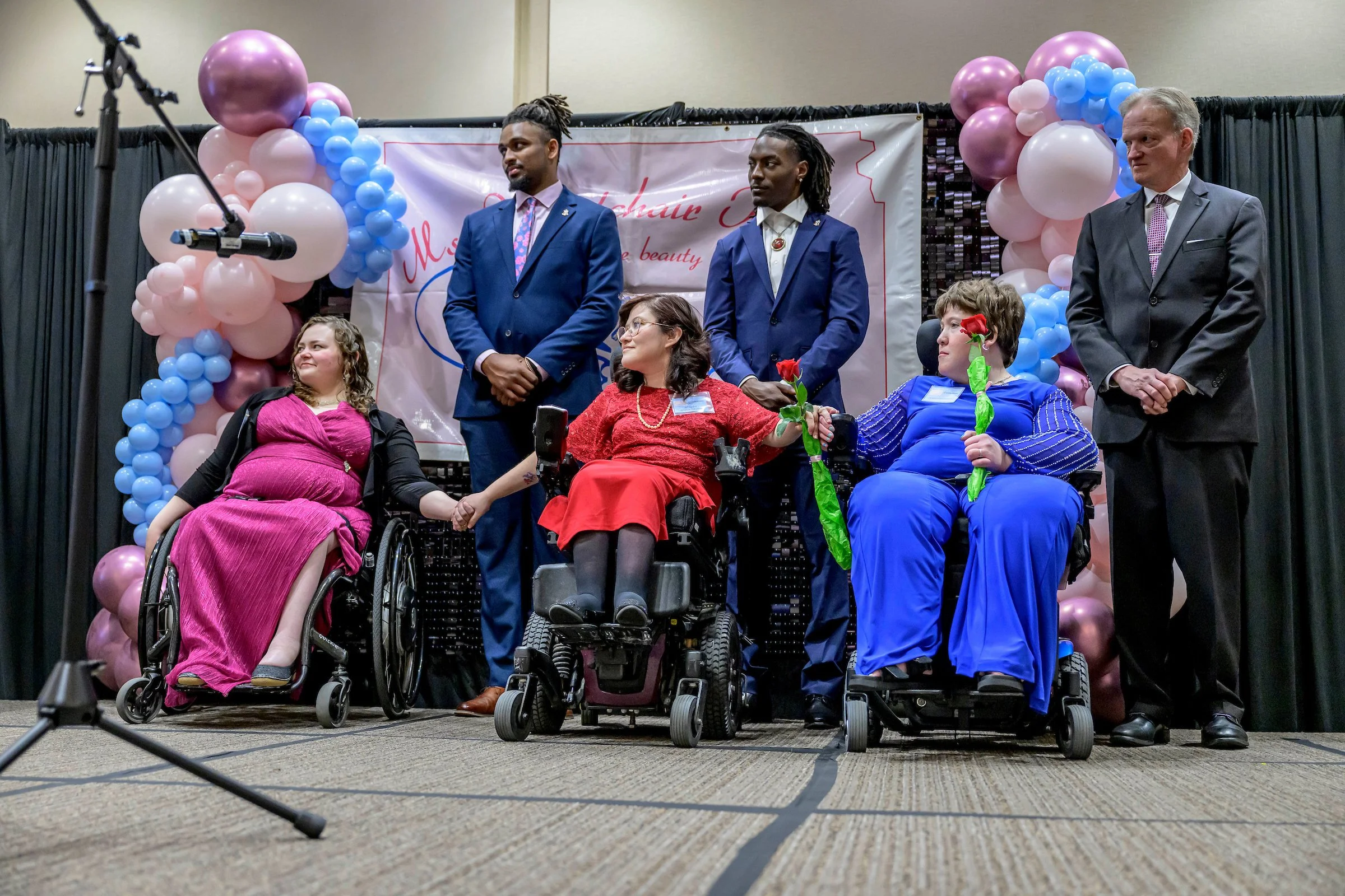 MWKS contestants hold hands on stage as they wait for the winner announcement