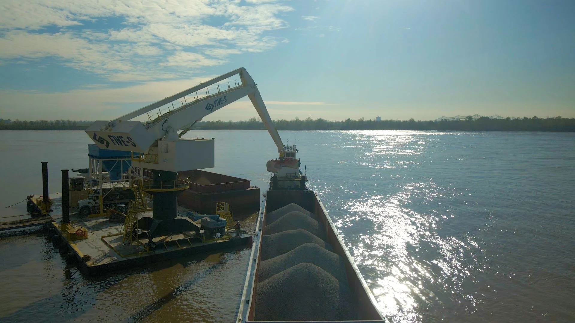 Five S Crane_v8.00_00_18_04.Still009.jpg