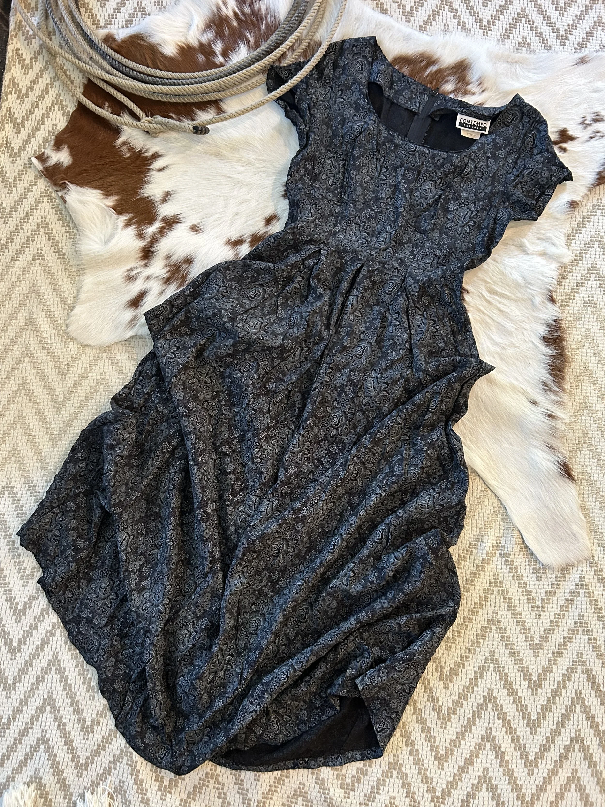 Vtg Floral Dress! Medium