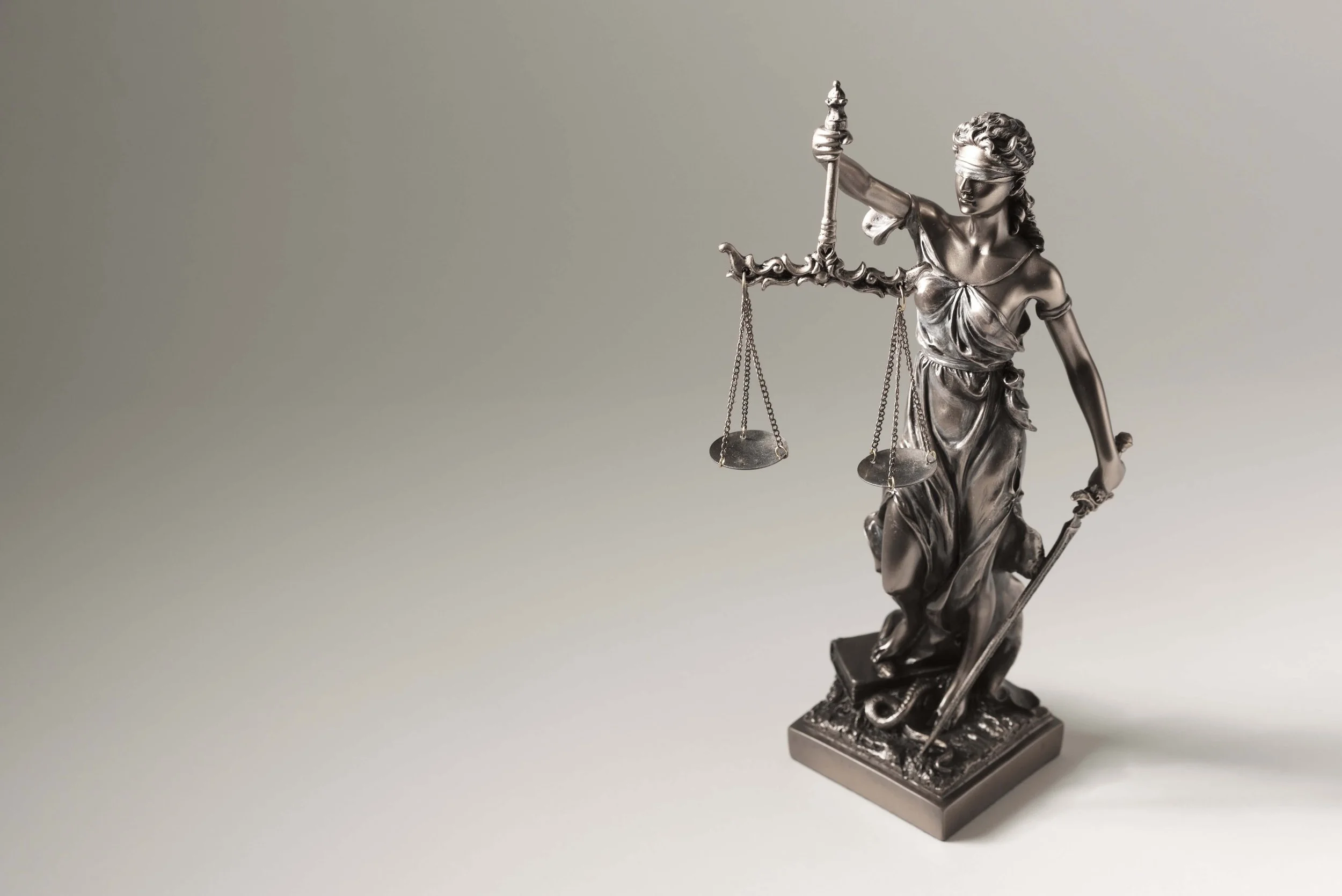 Statute of lady justice