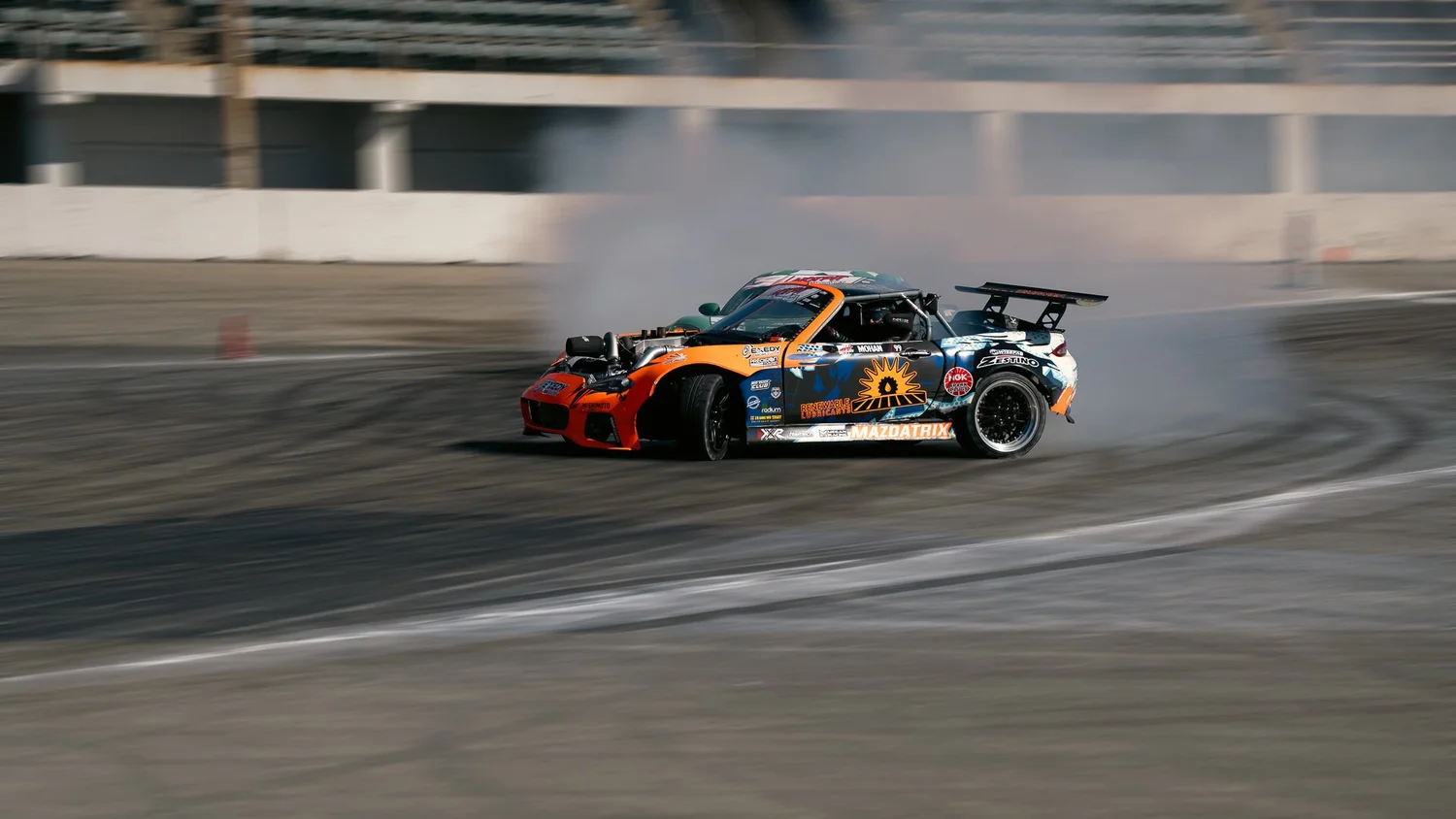 Hot Pit — Sideways — photograph 9