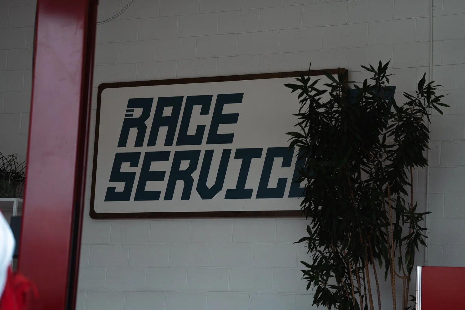 Race Service — Rivals — photograph 74