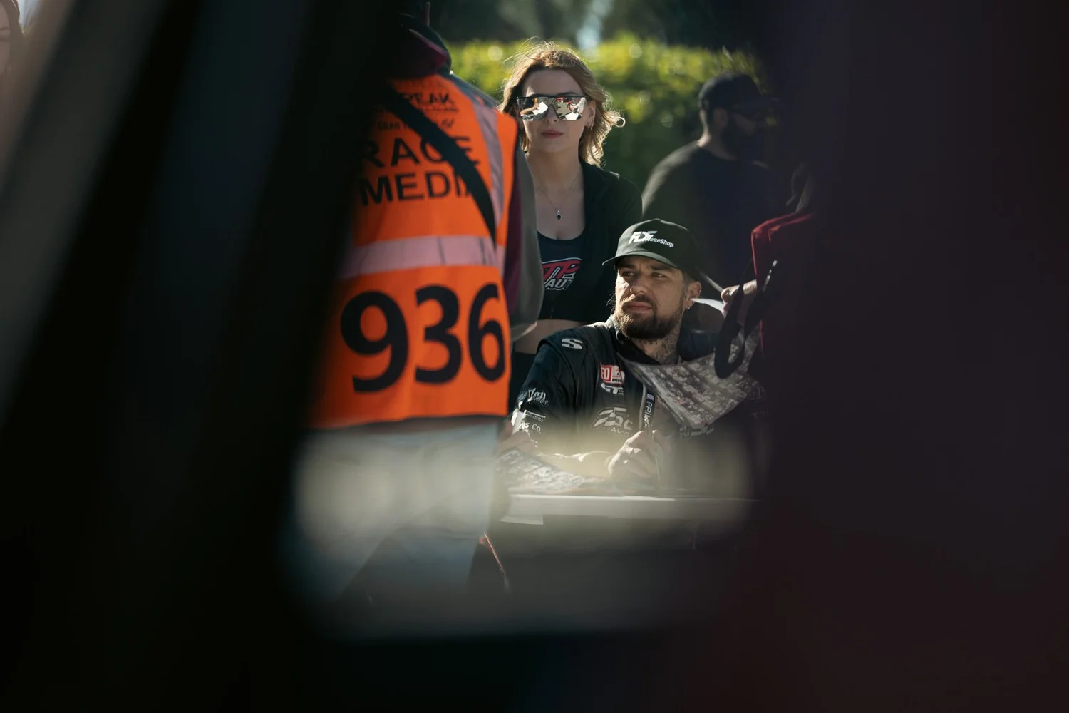 Hot Pit — The people — photograph 18
