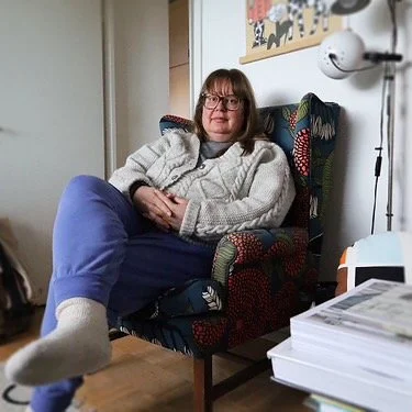 Why do you create art?

&ldquo;I want to convey good feeling, security and joy with my art. 

I strive for my work to spark discussion and serve as inspiration for the viewer in everyday life.&rdquo; &mdash; Jenni Tuominen , Porvoo, Finland @studioje