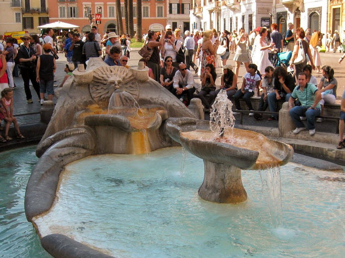 Roman-Fountain-Historical.jpg