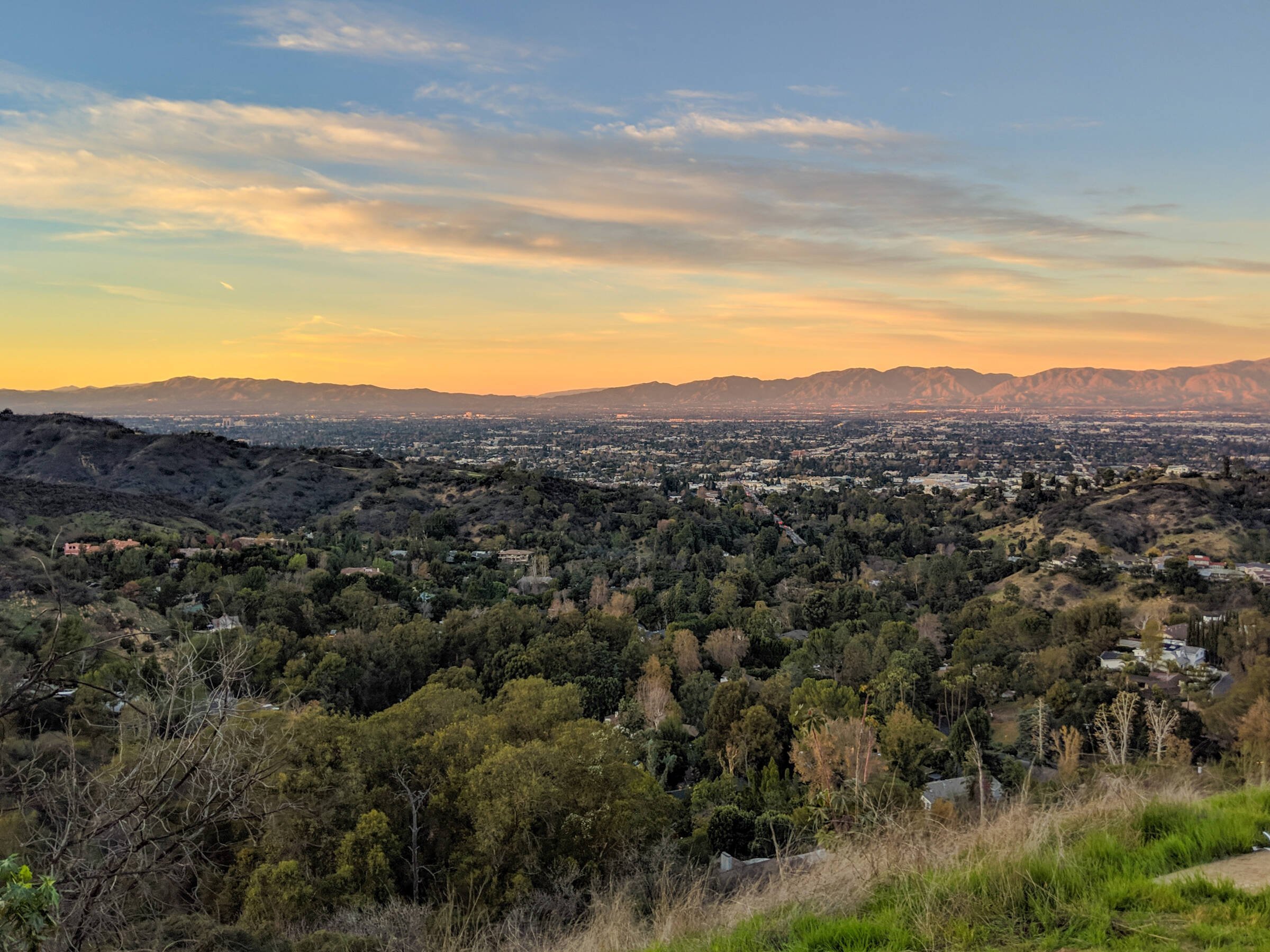 Los-Angeles-Valley-Calm-Sunset-Overlook.jpg