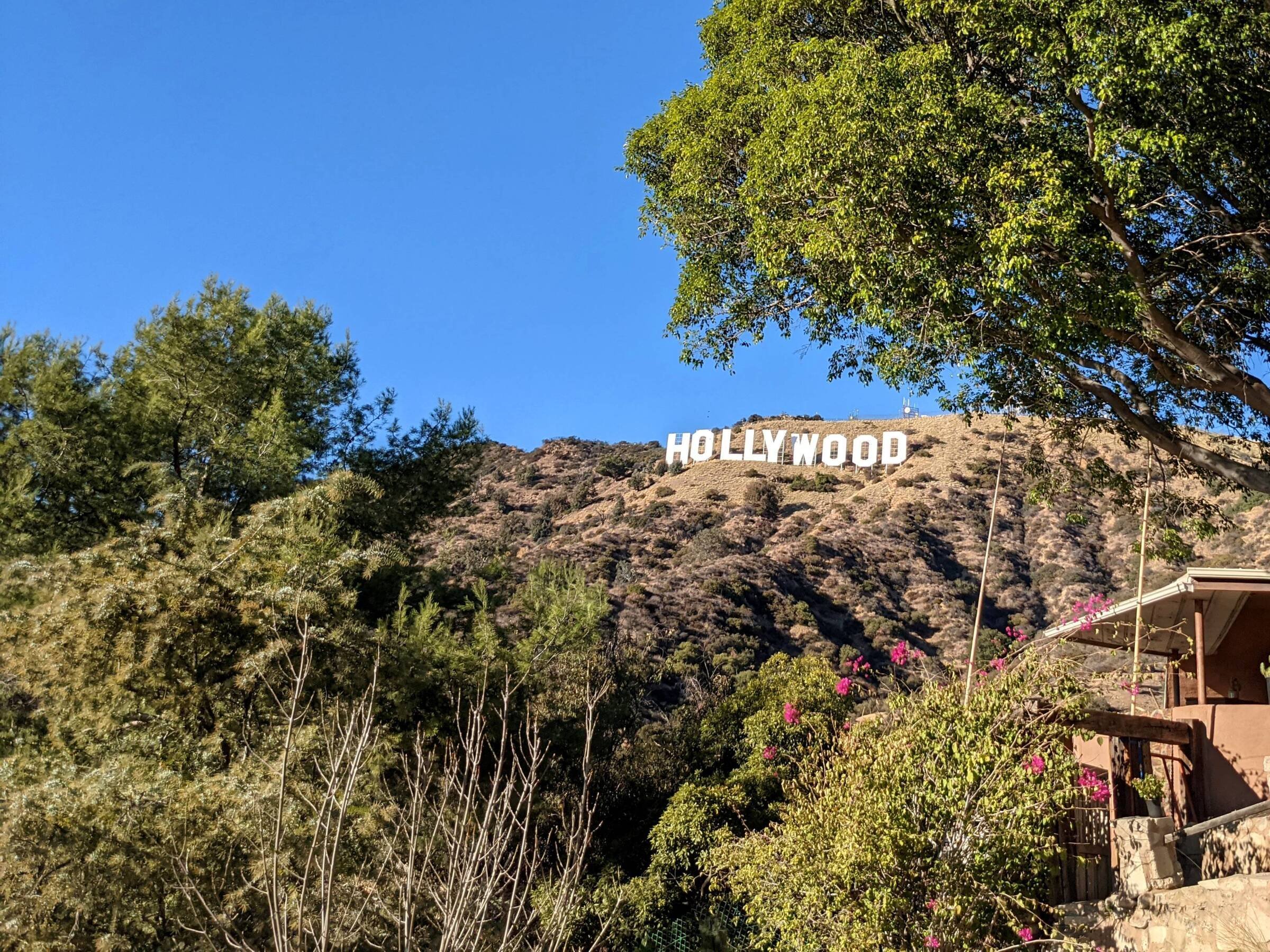 Hollywood-Sign-in-the-Hills-Blue-Sky.jpg