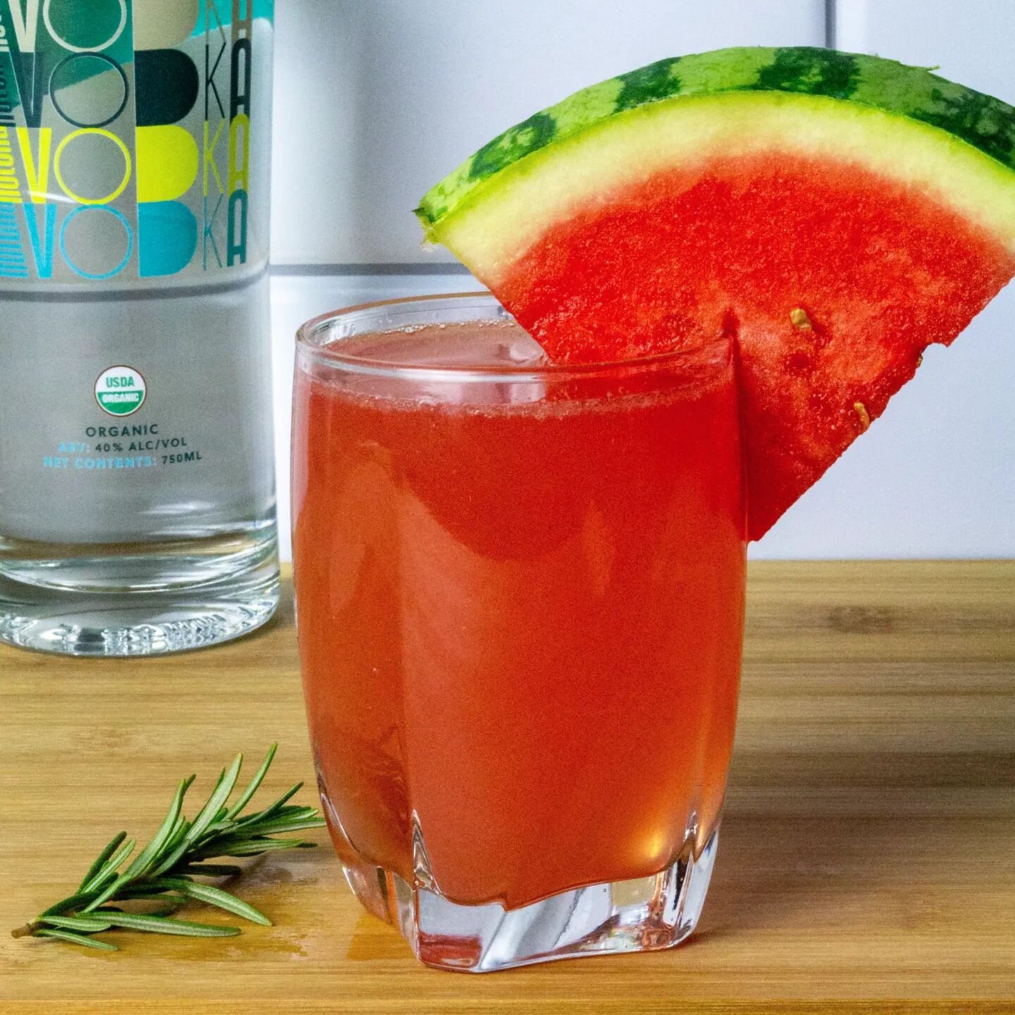 Here is an easy, refreshing cocktail you can make at home that is perfect for this summer heat! And, it is made with only 3 ingredients: Hotcha Vodka, Watermelon, and Club Soda.

Hotcha Watermelon Soda

2 oz Hotcha Vodka
2 oz Organic Watermelon Juice