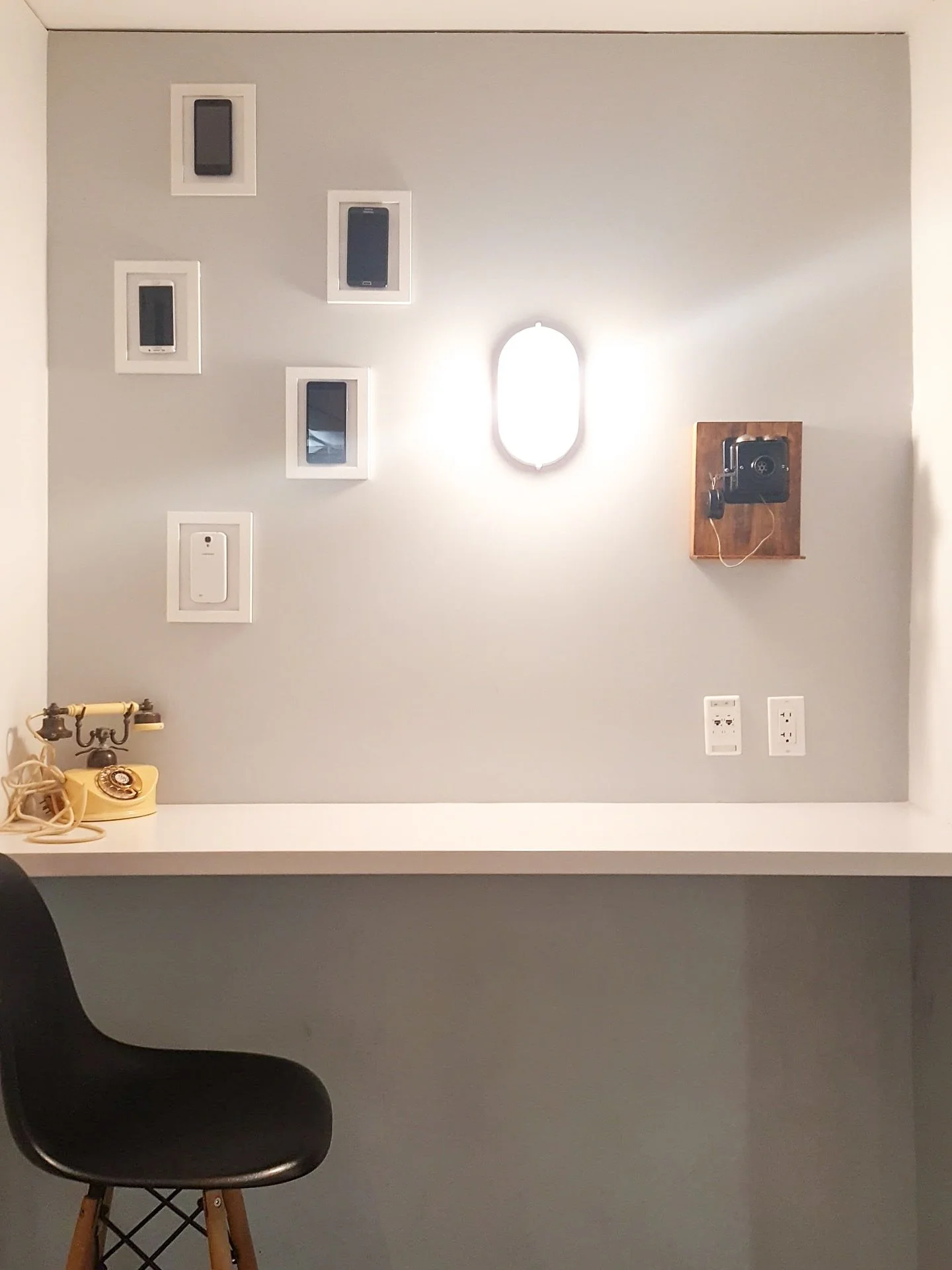 Spaces designed for privacy and thinking are a gift and a human need. 
In our fast-paced world, they get to offer us peaceful escapes as well as places to thrive- with quiet corners, soft 
lighting, and thoughtful layouts to heighten how we reflect
