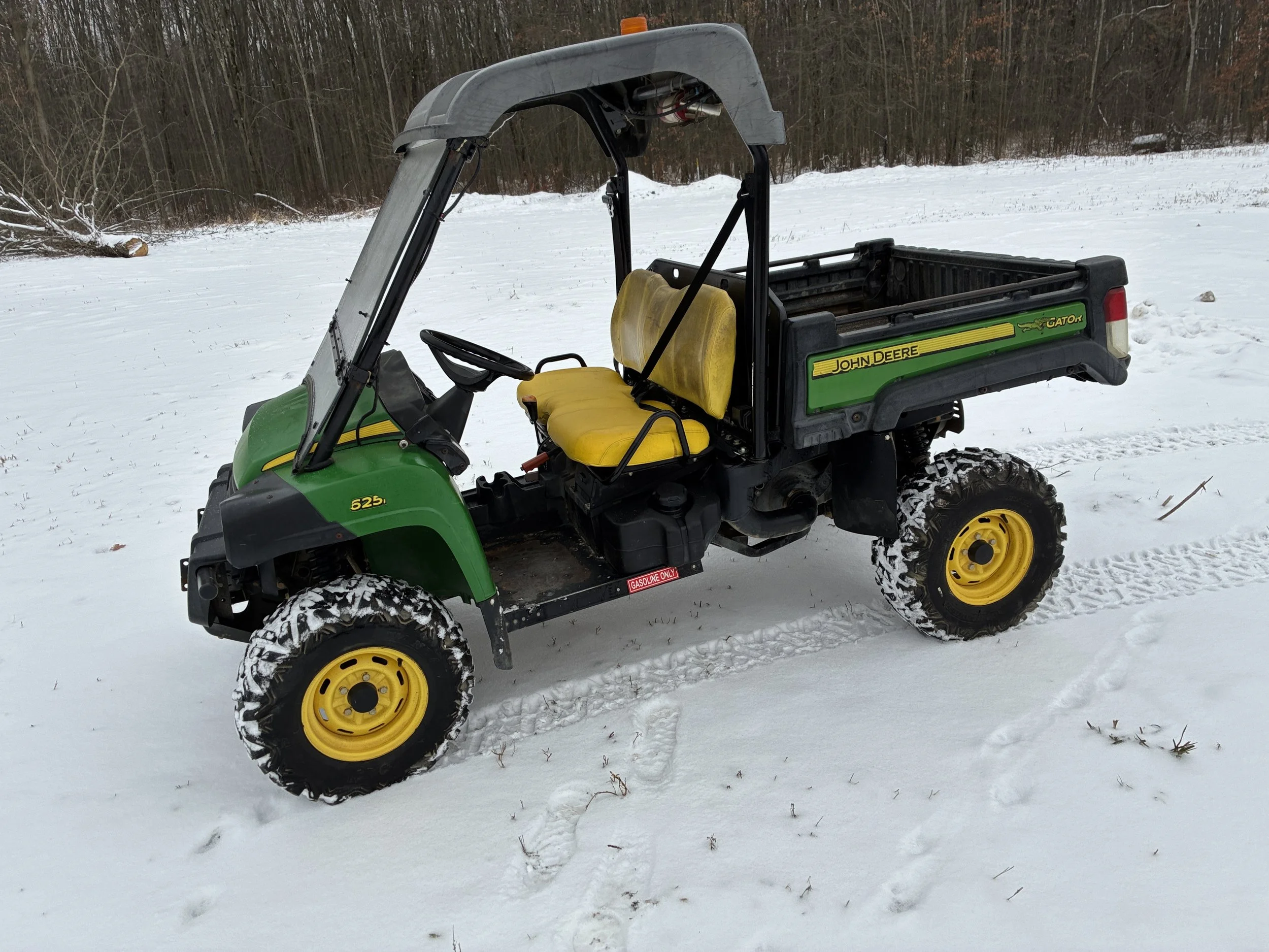 2015 John Deere 625i gator