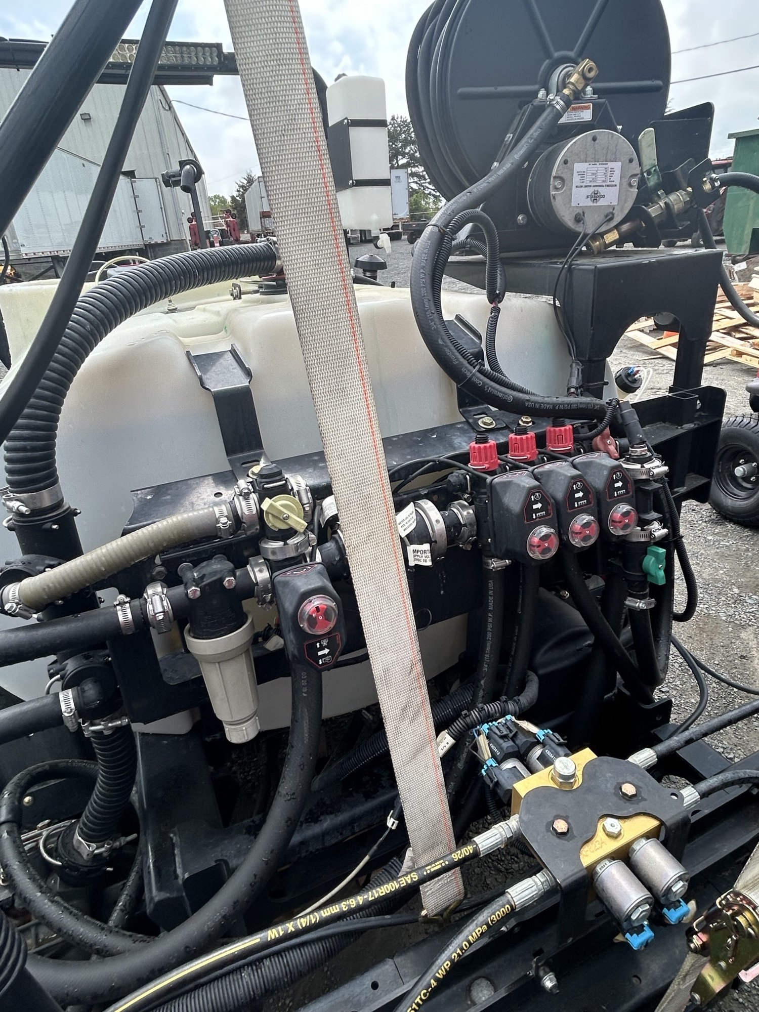 2019 Toro 300 gallon sprayer 5800