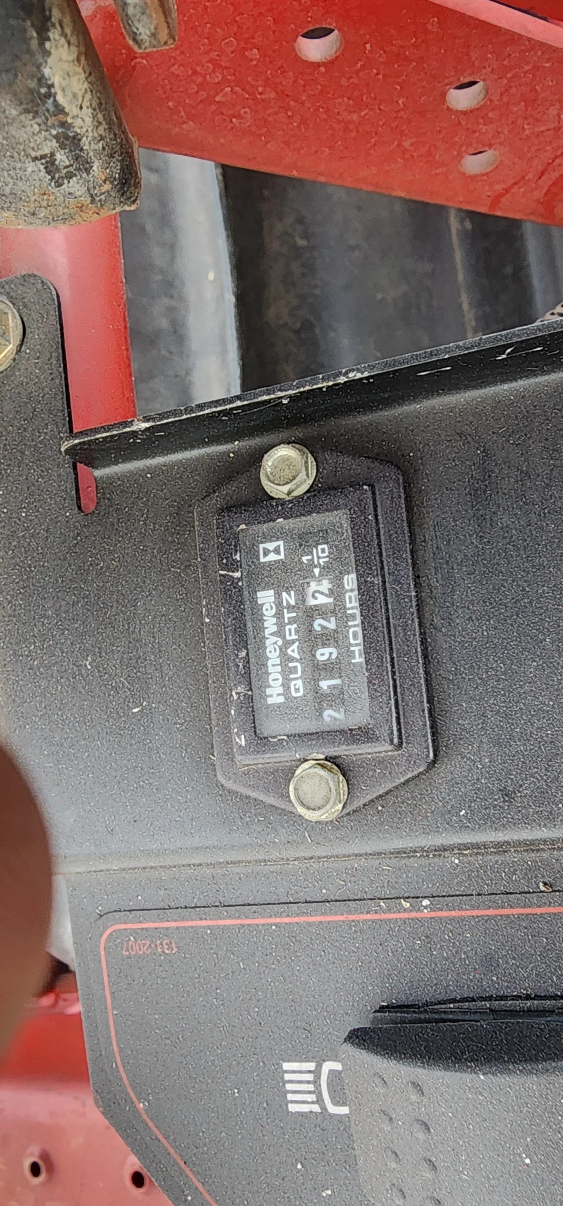 2019 Toro  3150 Q greensmower with groomers and baskets  sharpened with new bedknives