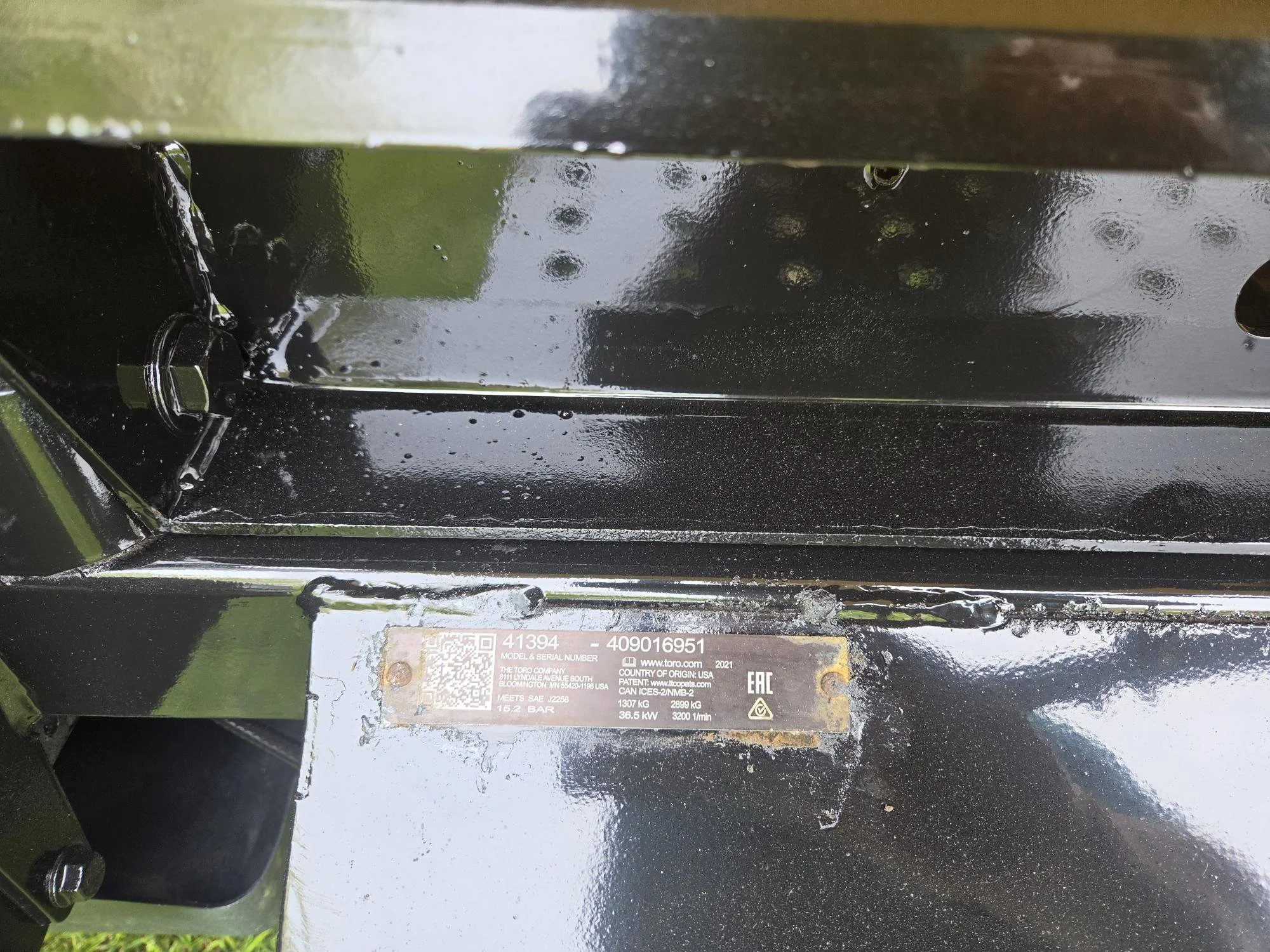 2022 Toro 300 gallon sprayer model 5800