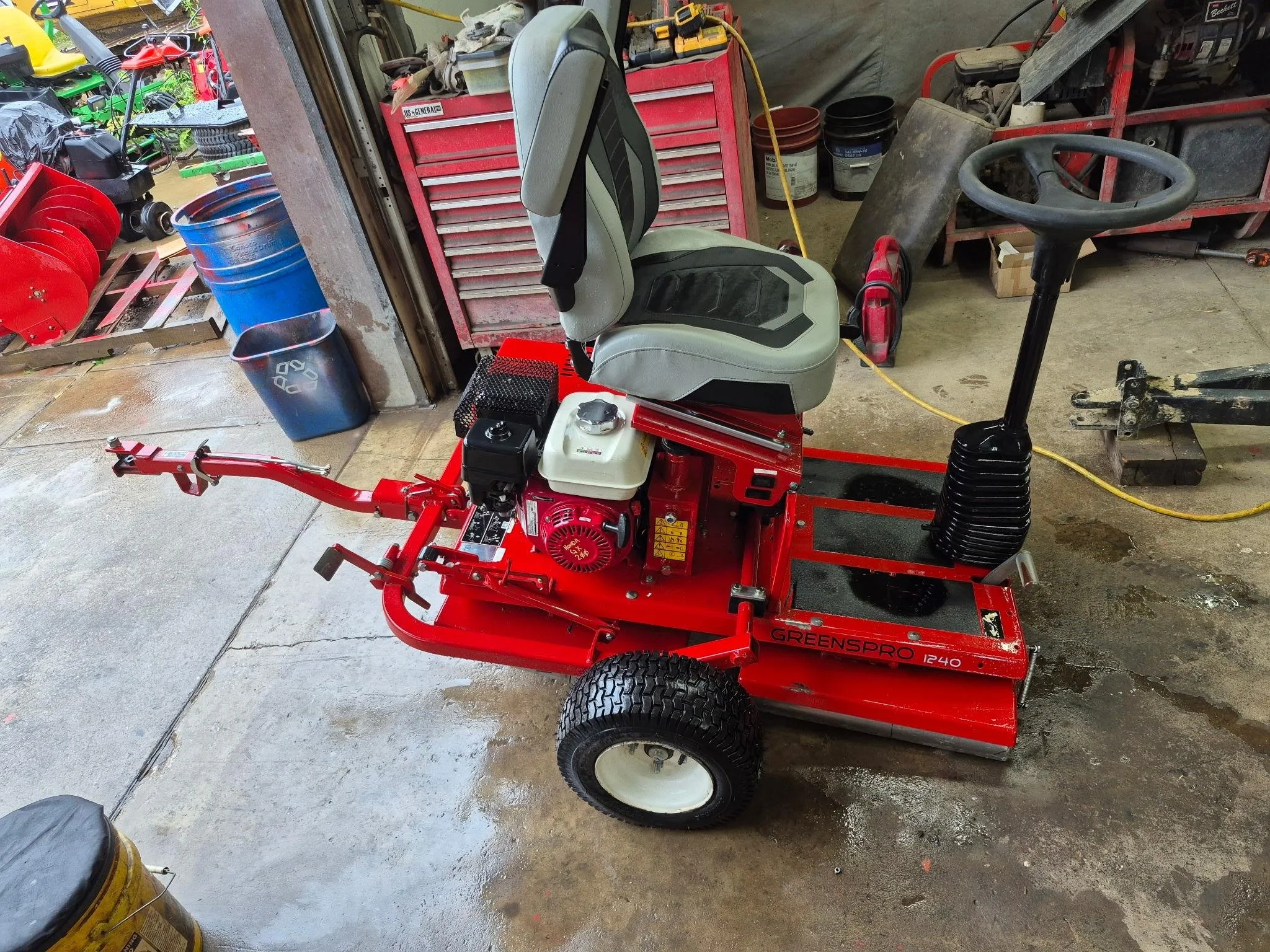 2015 Toro 1240 greensroller