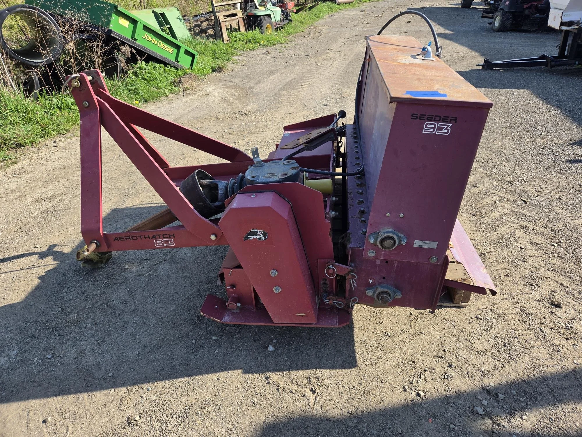 Toro aerothatch and seeder  83/93