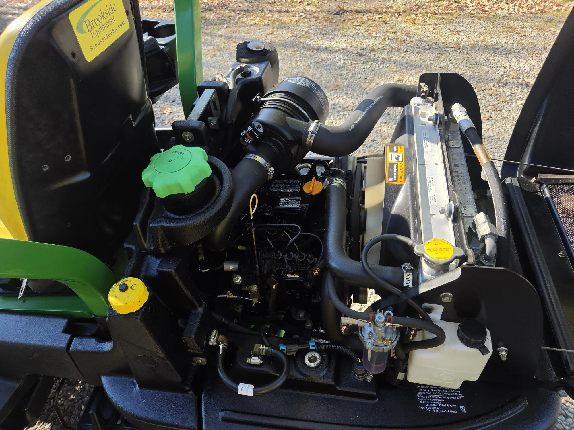 2022 John Deere Diesel greensmower 2550