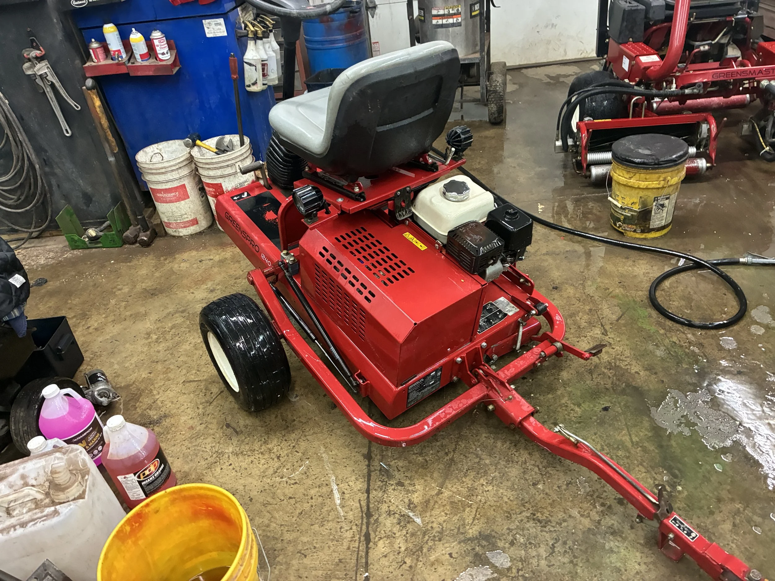 2014 Toro 1240 greens roller