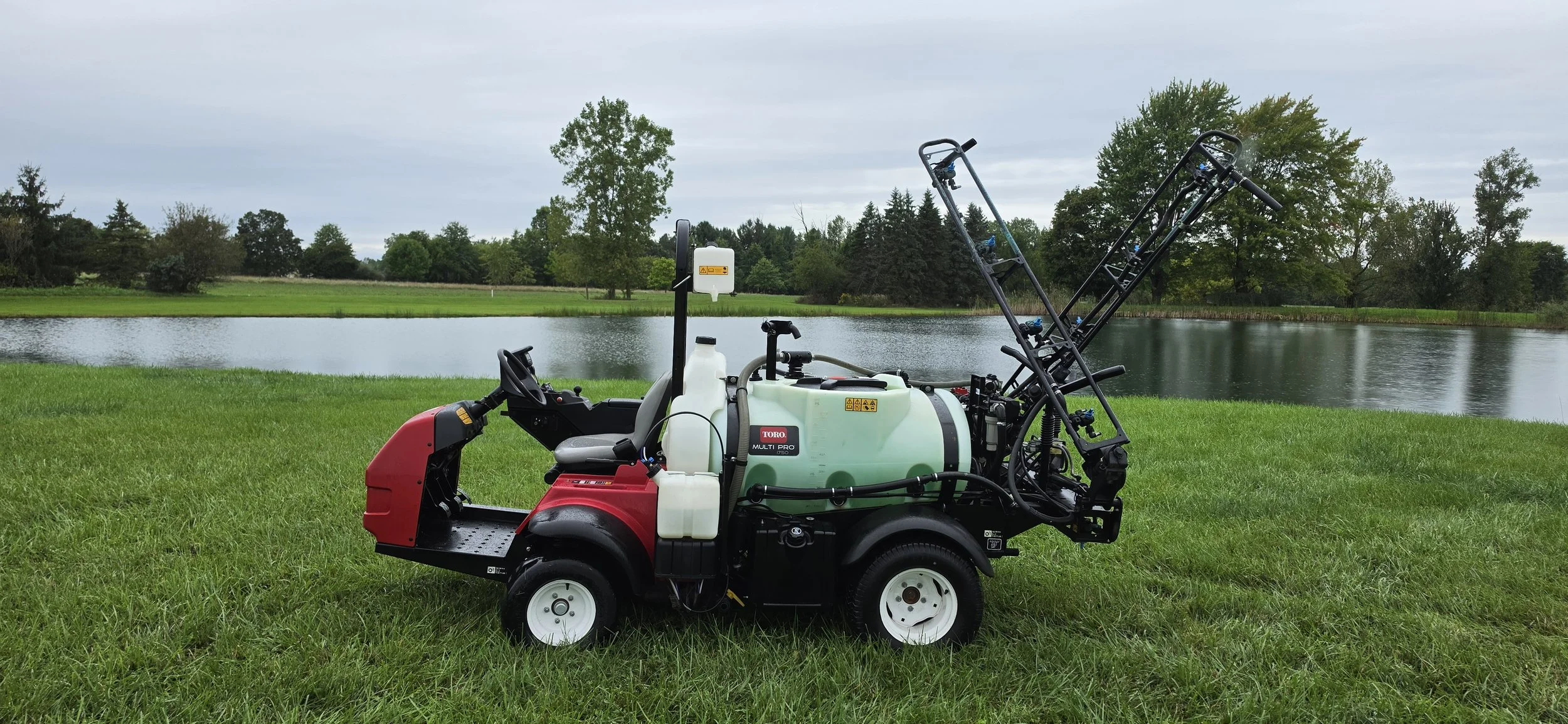 2020 Toro multipro 1750  1328 hrs