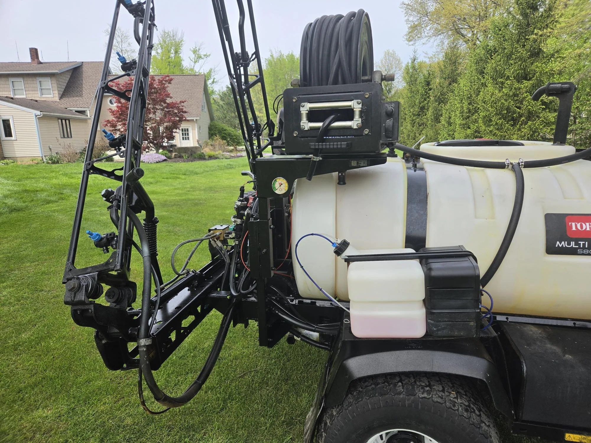 2022 Toro 300 gallon sprayer model 5800