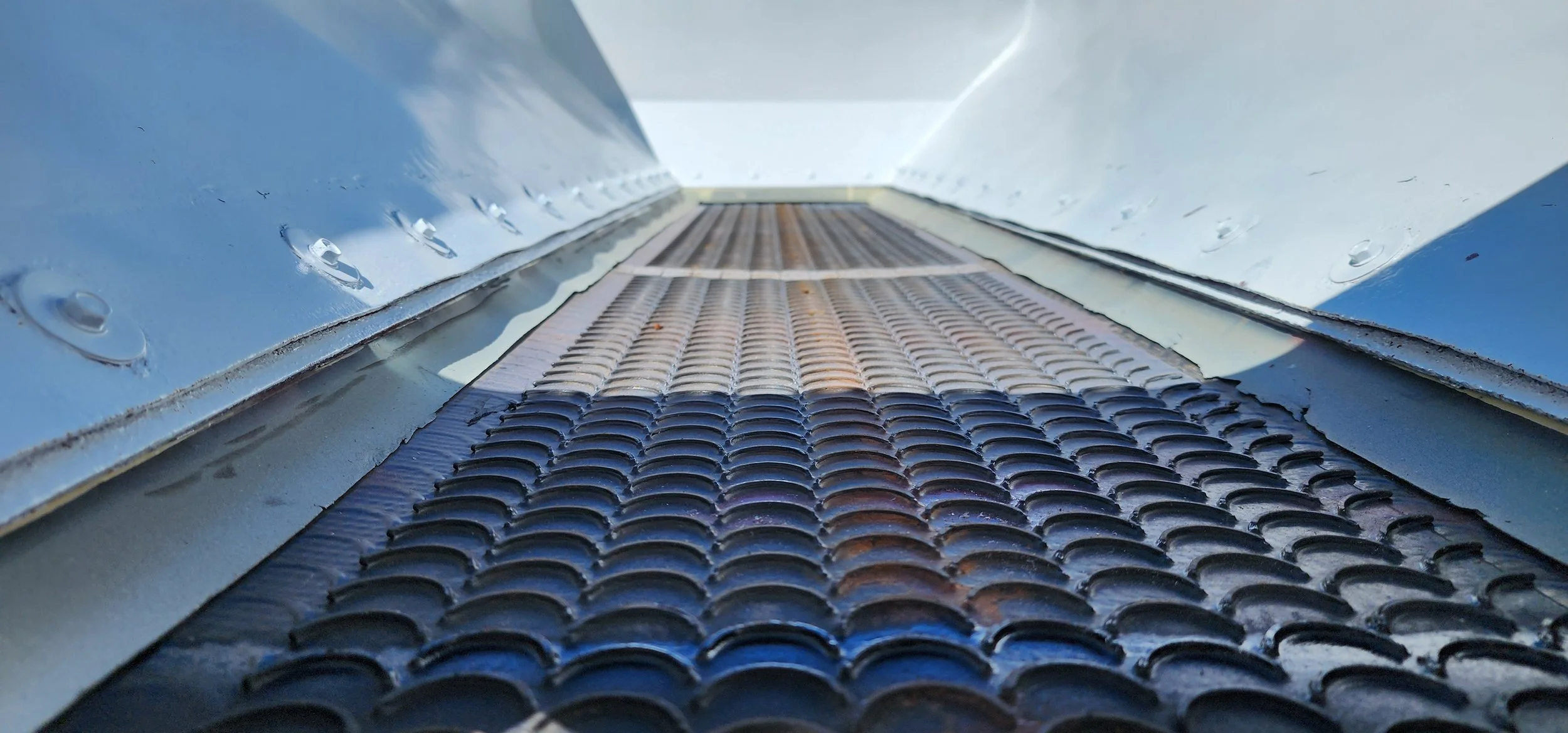 2009 Dakota 410 topdresser