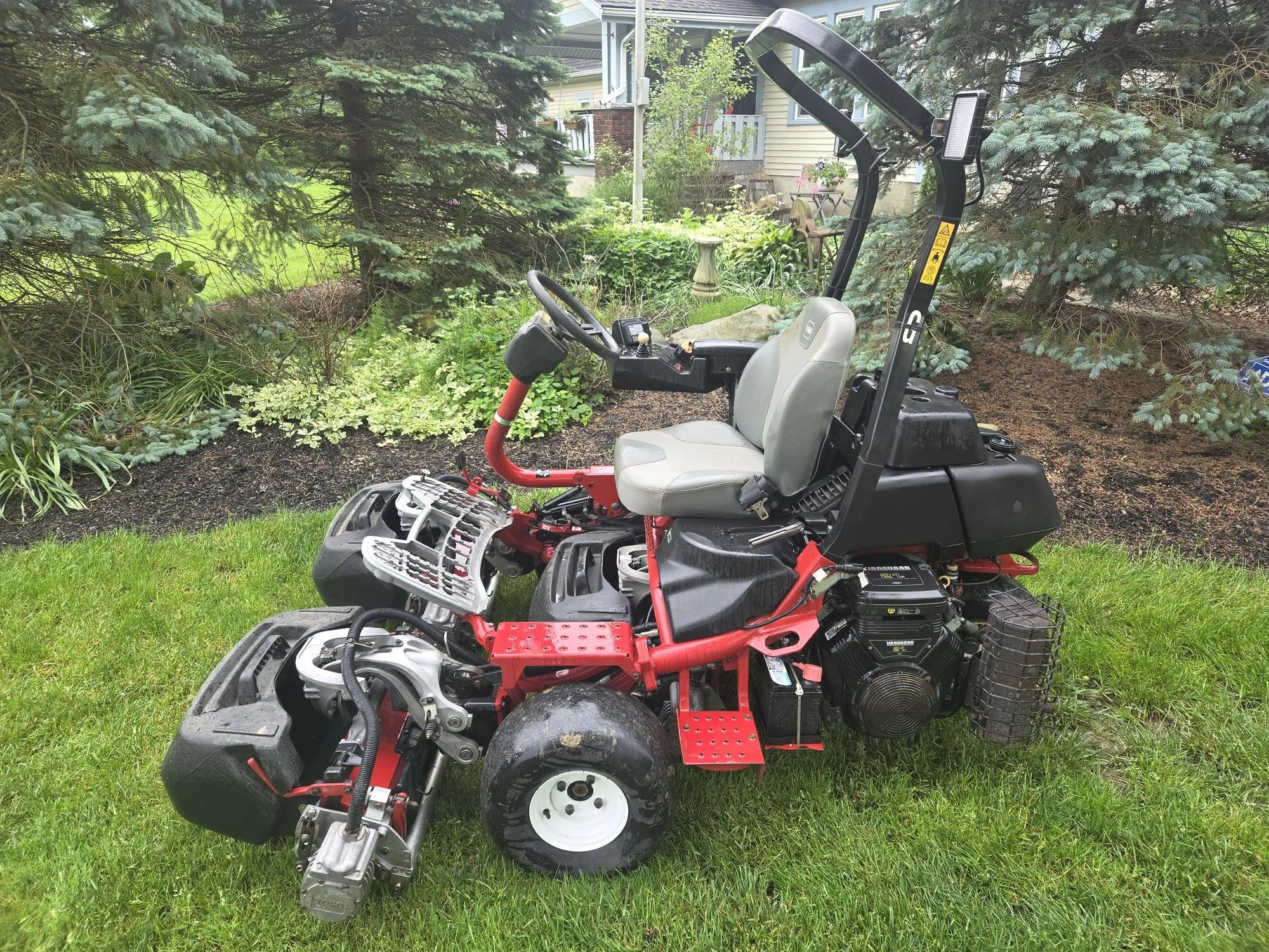 2021 Toro  3320 greensmower