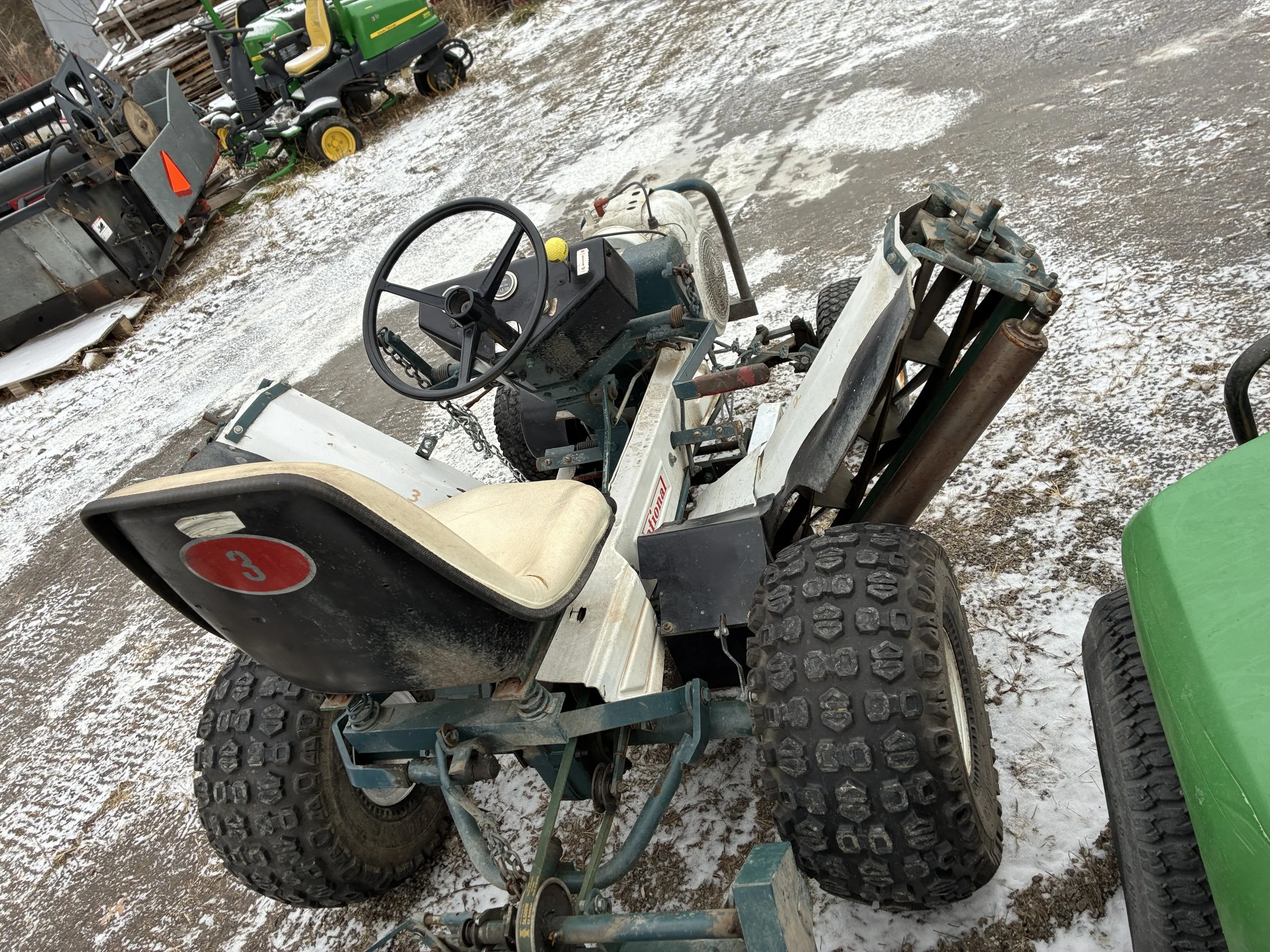 National mower gas powered