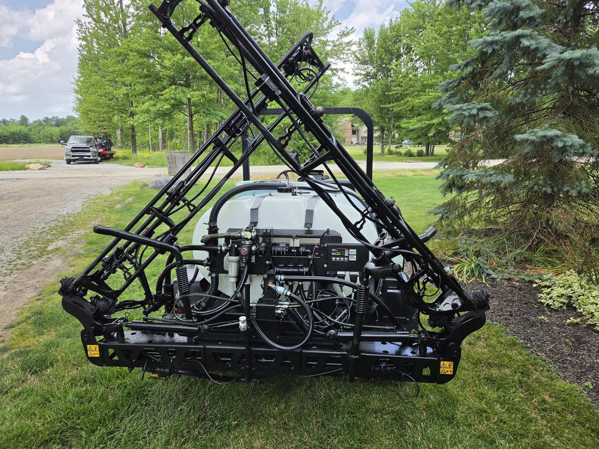 2016 Toro 5800 sprayer 300 gallon