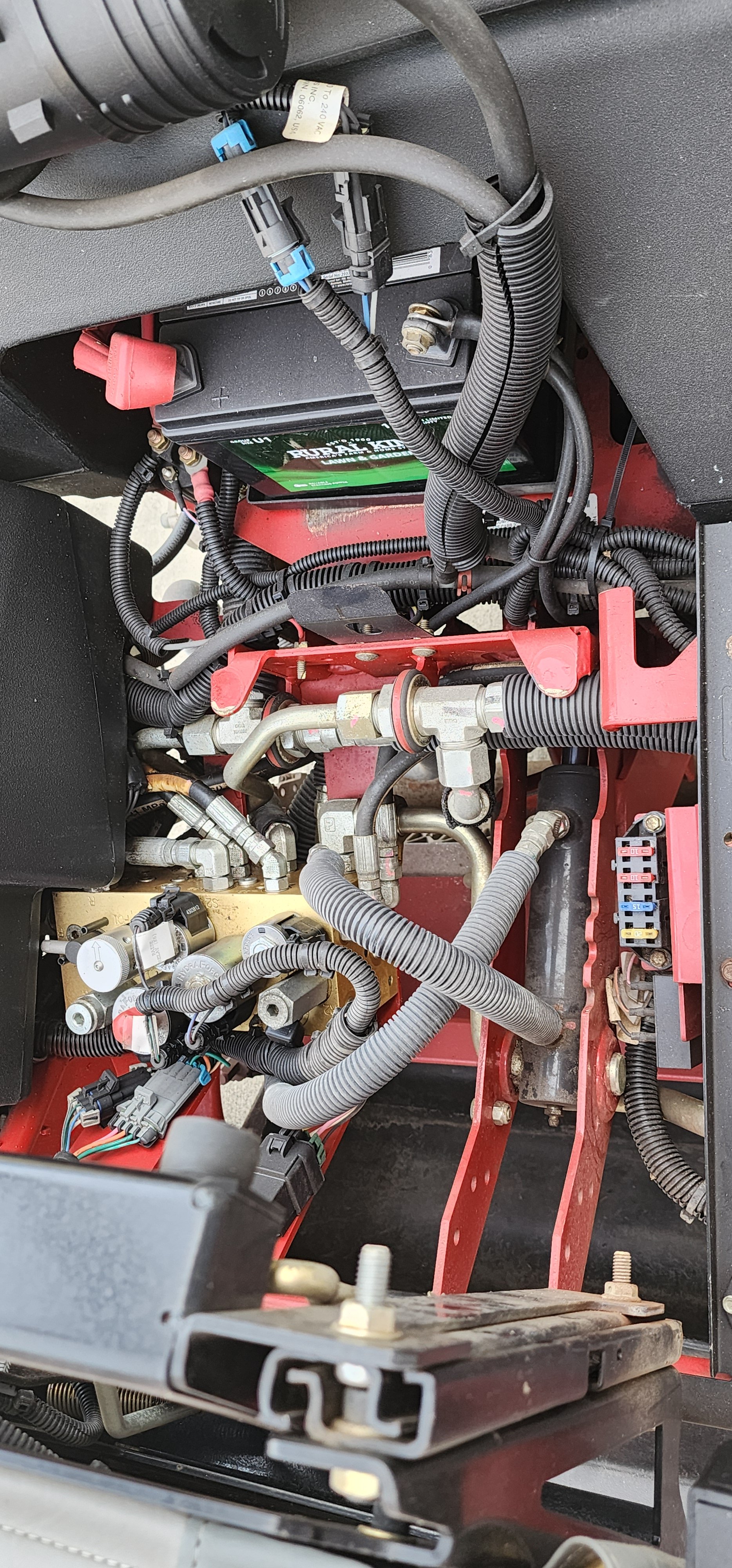 2019 Toro  3150 Q greensmower with groomers and baskets  sharpened with new bedknives